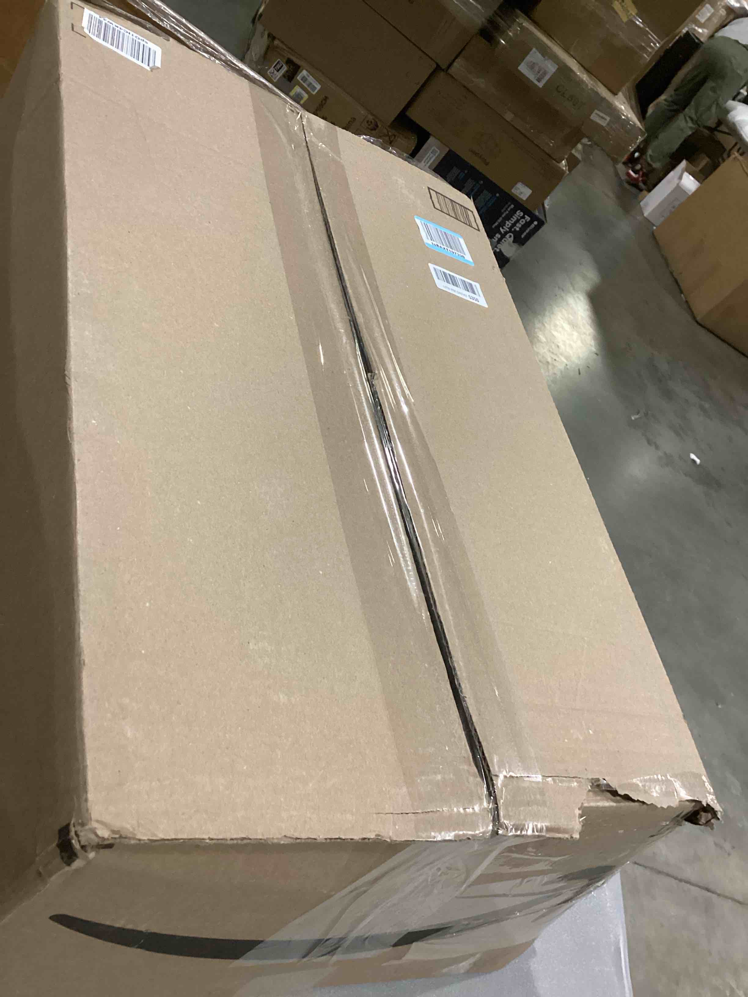 https://s3.amazonaws.com/lotting-images-prod/bidfta/BRN1537033_1738337348552.jpeg