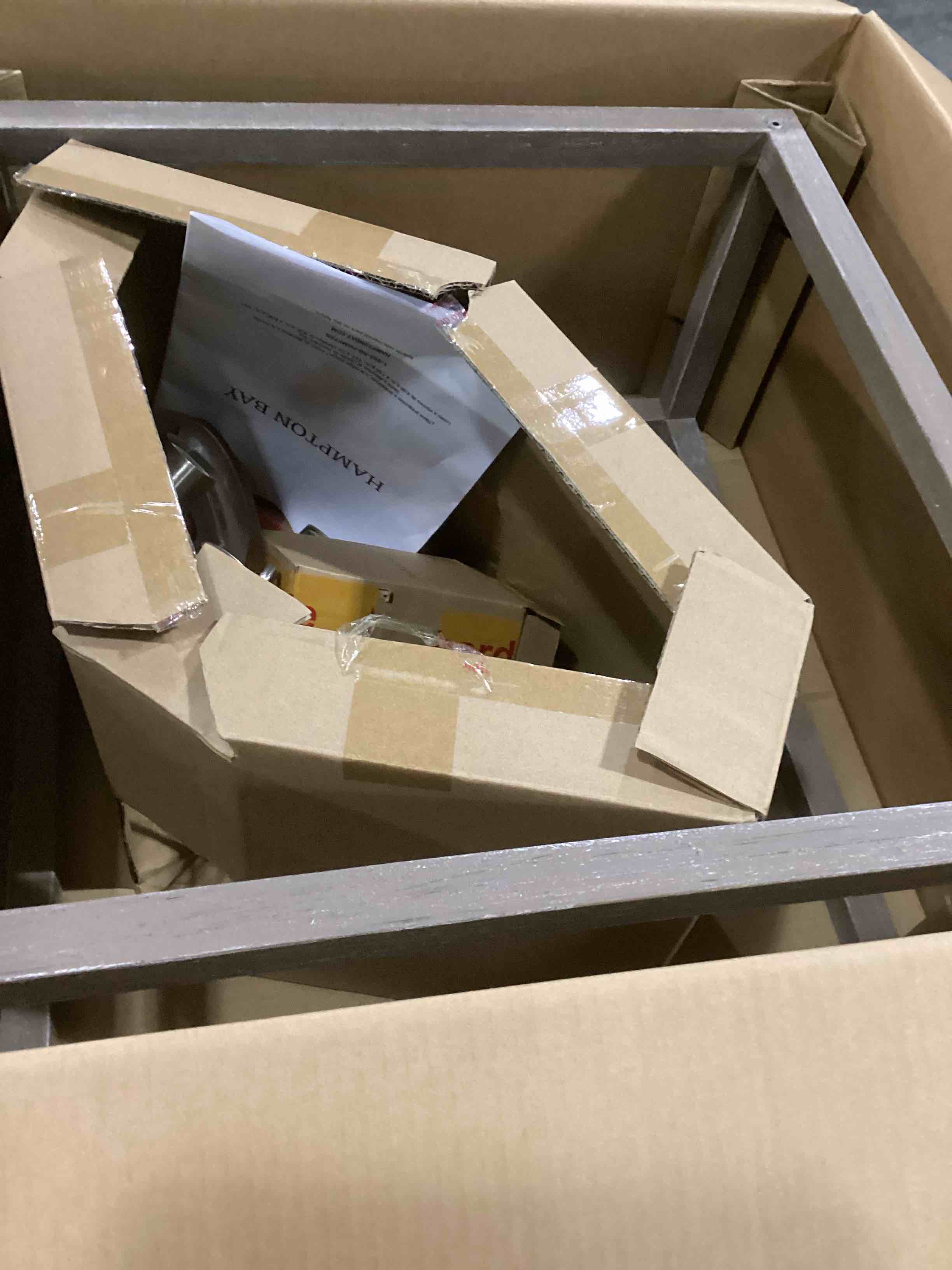 https://s3.amazonaws.com/lotting-images-prod/bidfta/BRN1540097_1738340827039.jpeg