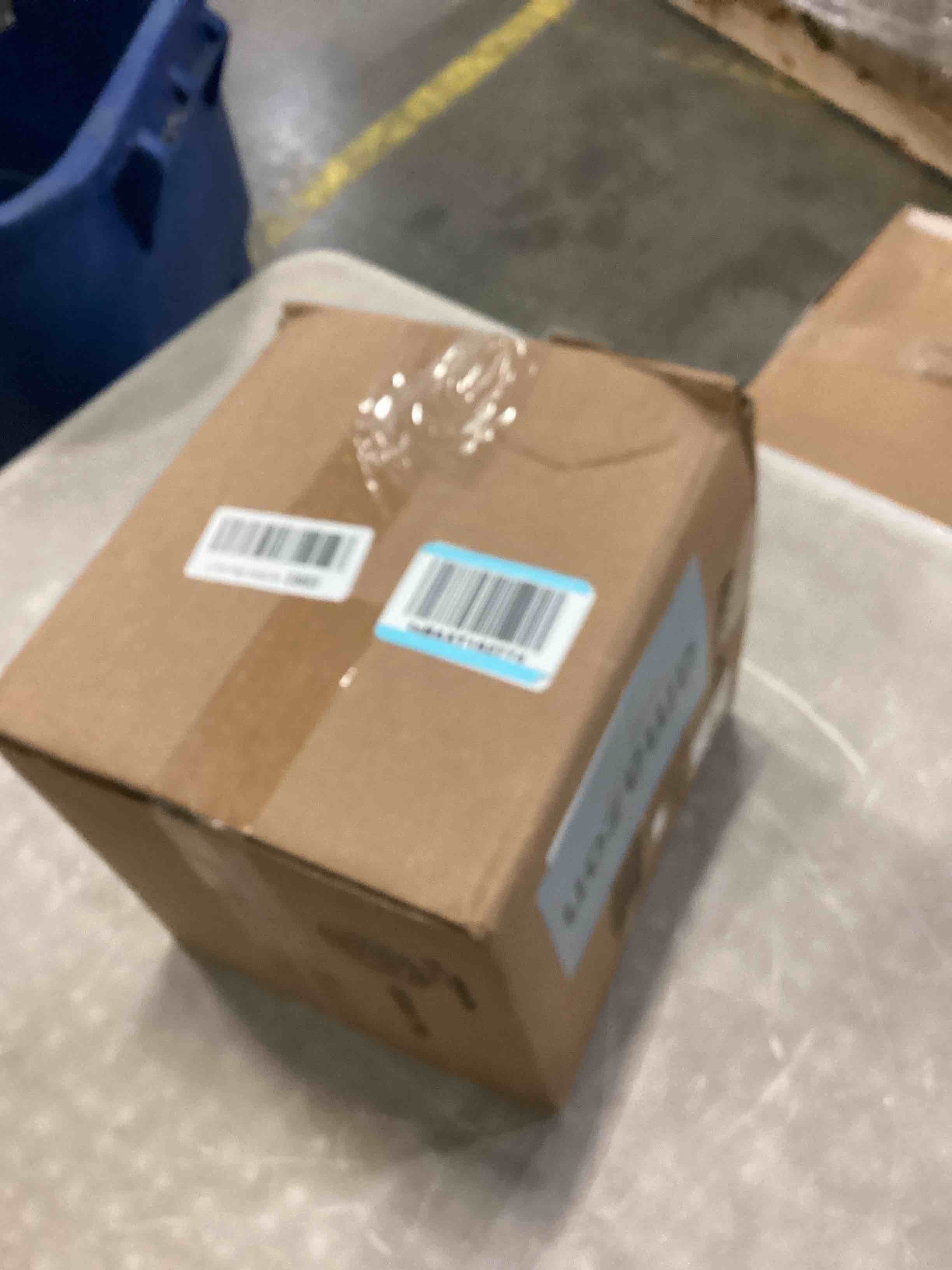 https://s3.amazonaws.com/lotting-images-prod/bidfta/BRN1543023_1738172799197.jpeg