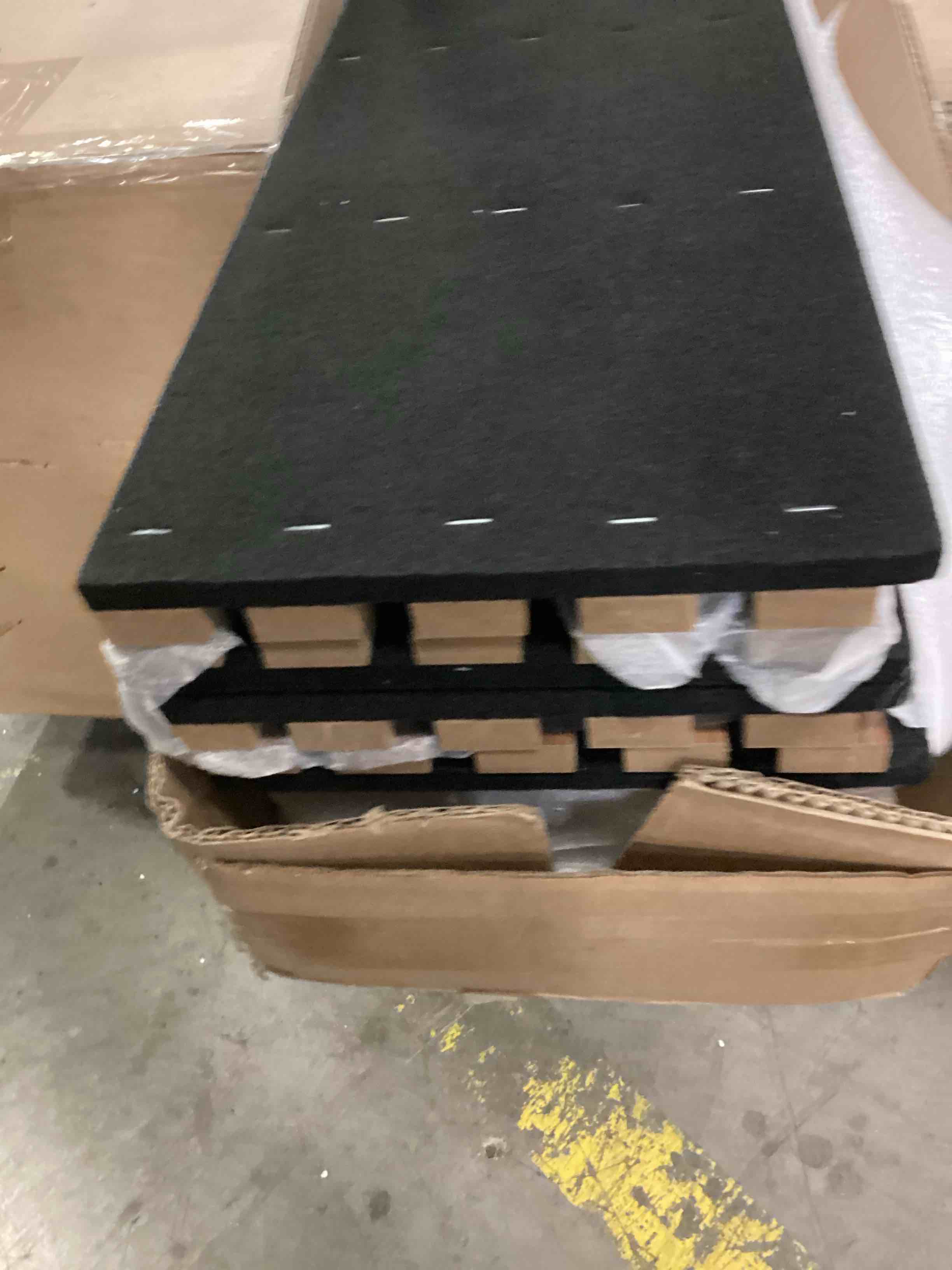 https://s3.amazonaws.com/lotting-images-prod/bidfta/BRN1543047_1738179593297.jpeg