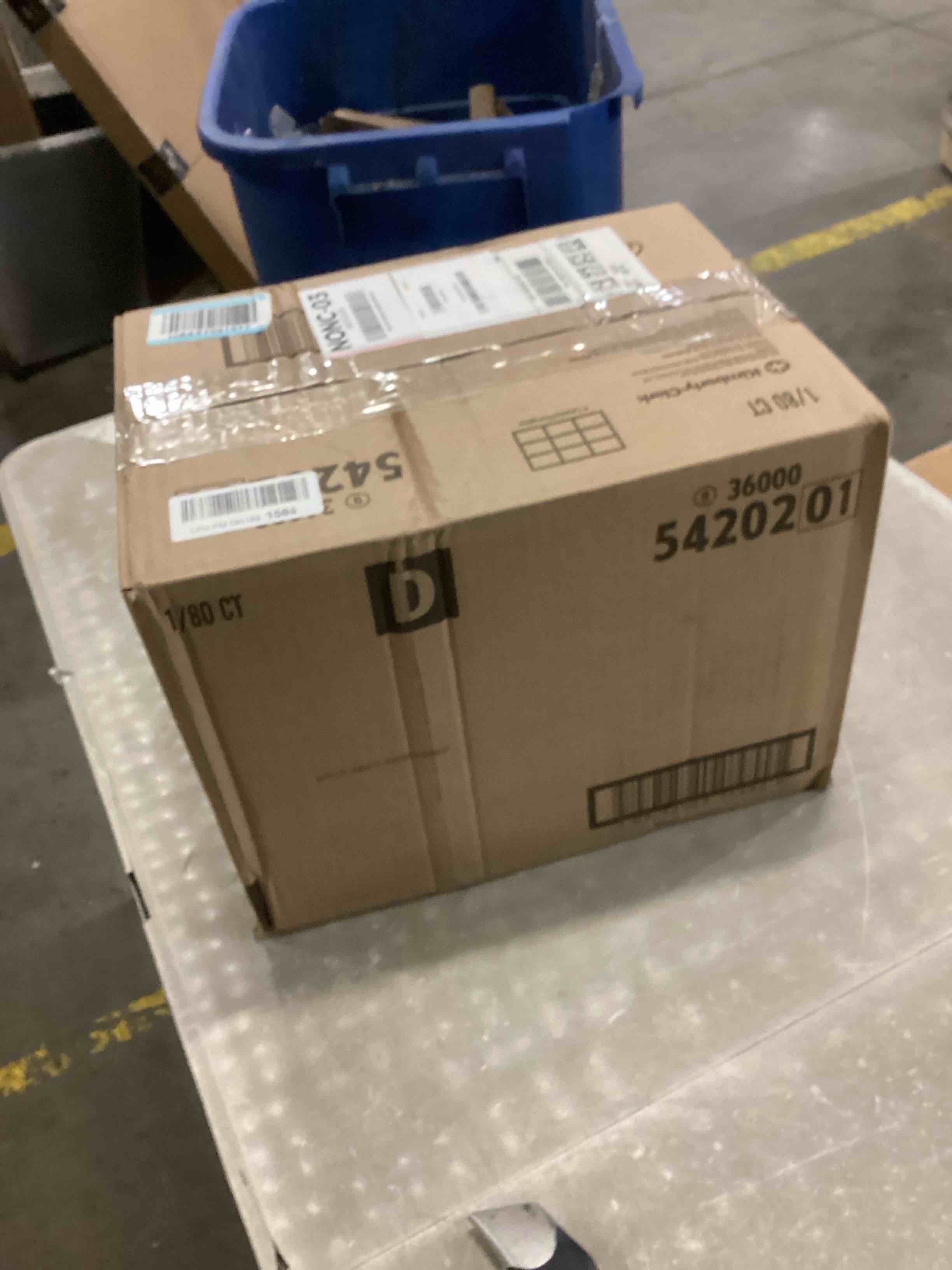 https://s3.amazonaws.com/lotting-images-prod/bidfta/BRN1543094_1738243234861.jpeg