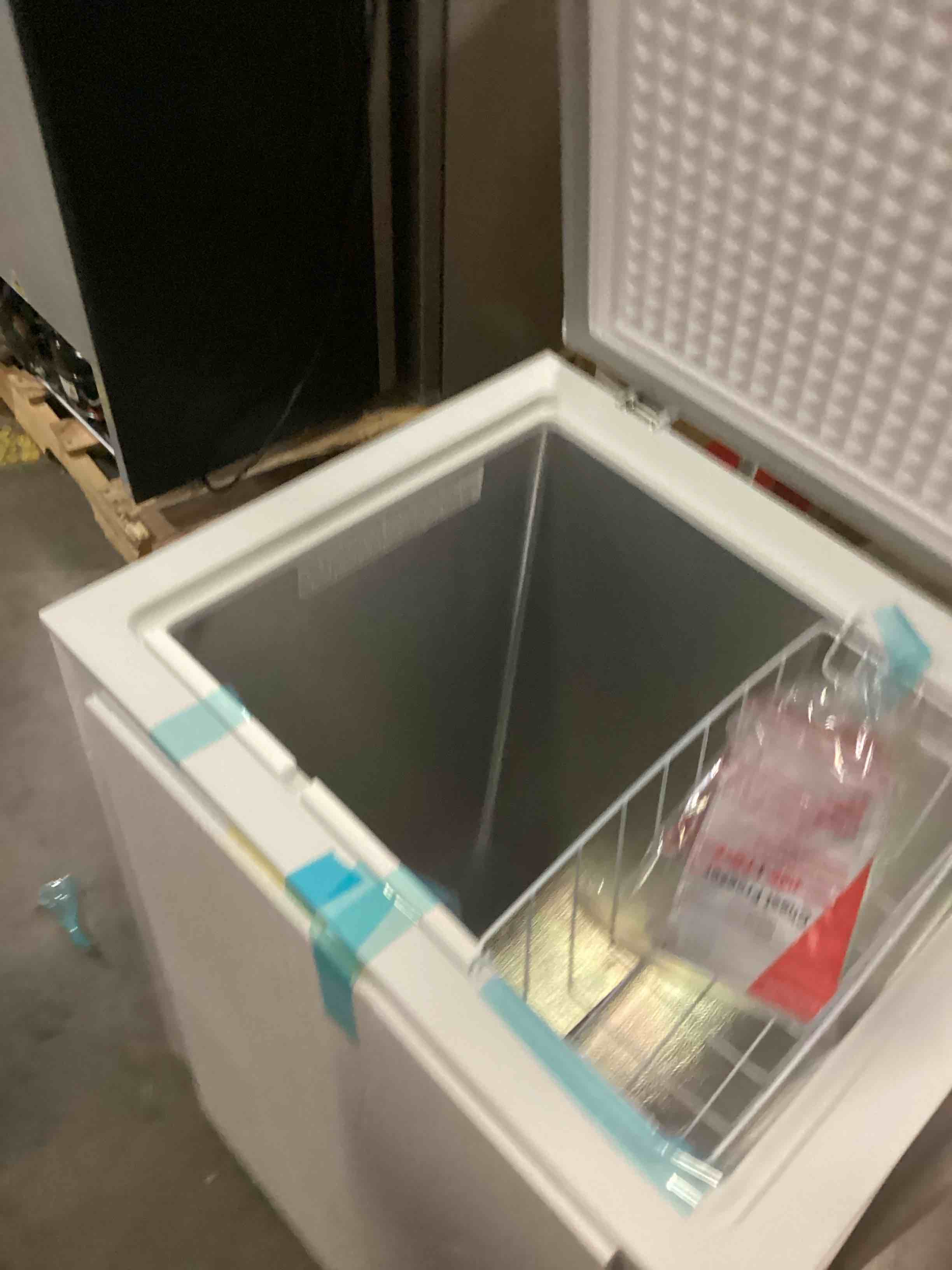 https://s3.amazonaws.com/lotting-images-prod/bidfta/BRN1543136_1738251693645.jpeg