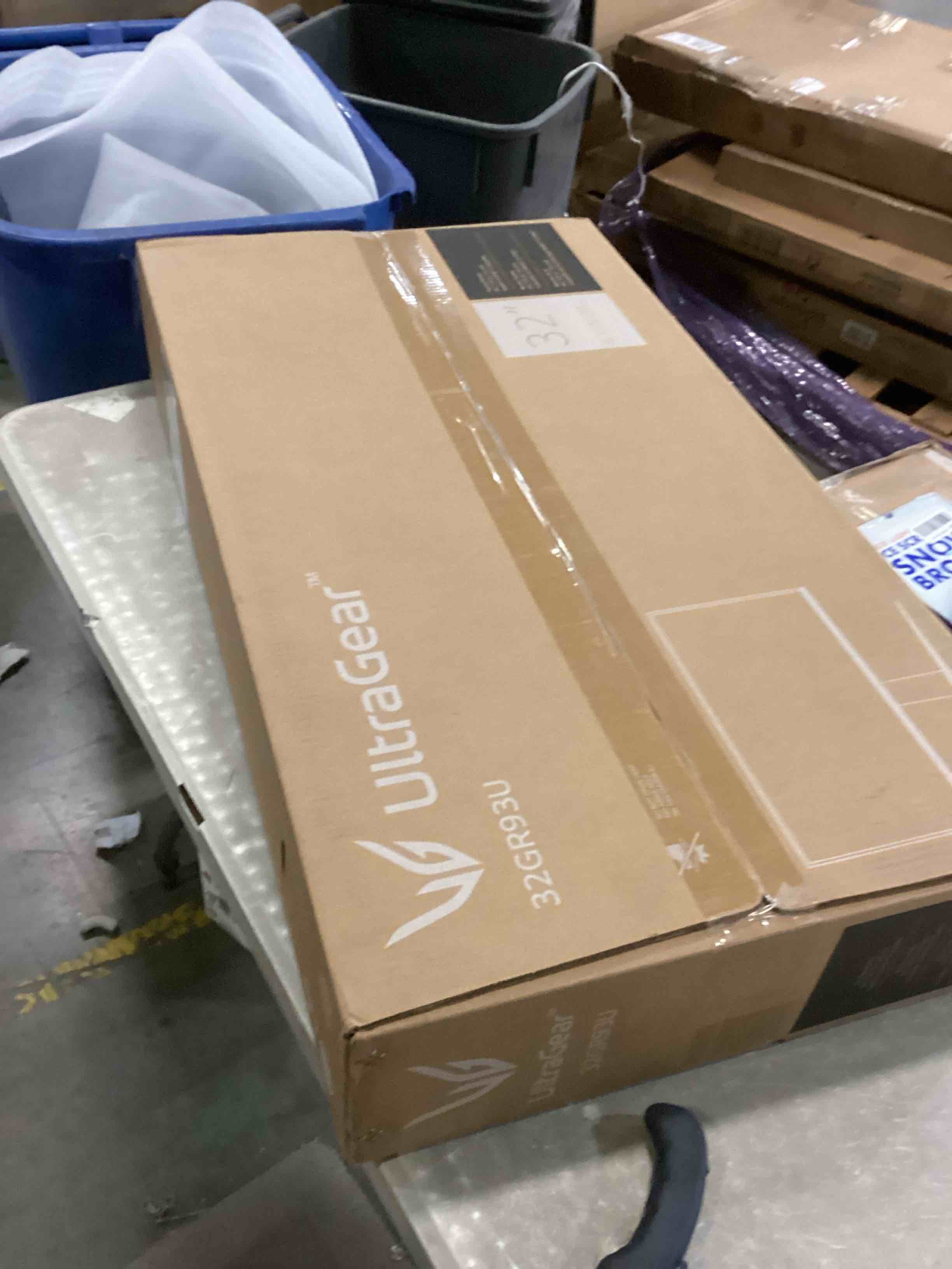 https://s3.amazonaws.com/lotting-images-prod/bidfta/BRN1543446_1738598621944.jpeg