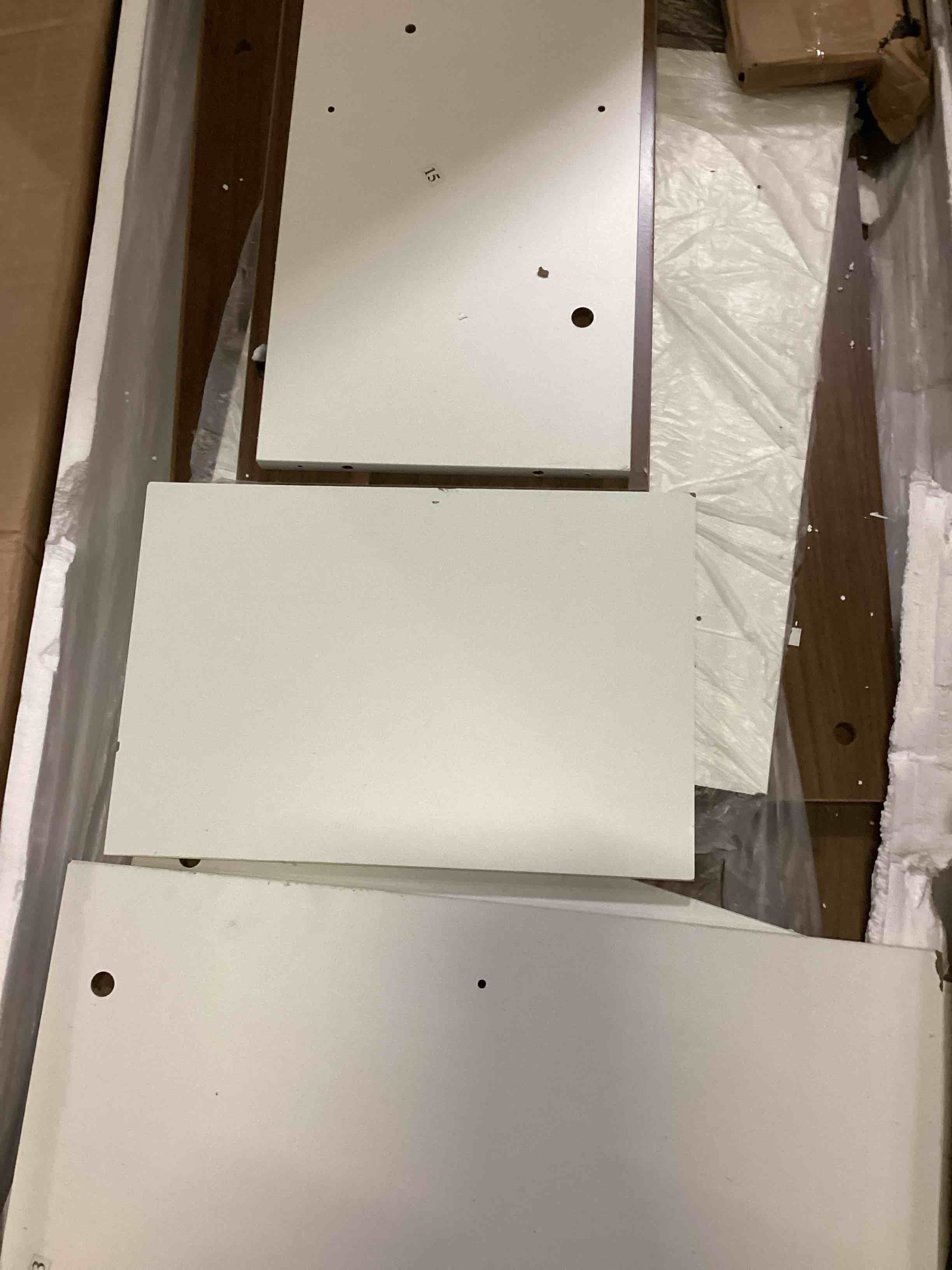 https://s3.amazonaws.com/lotting-images-prod/bidfta/BRN1547710_1741267208837.jpeg