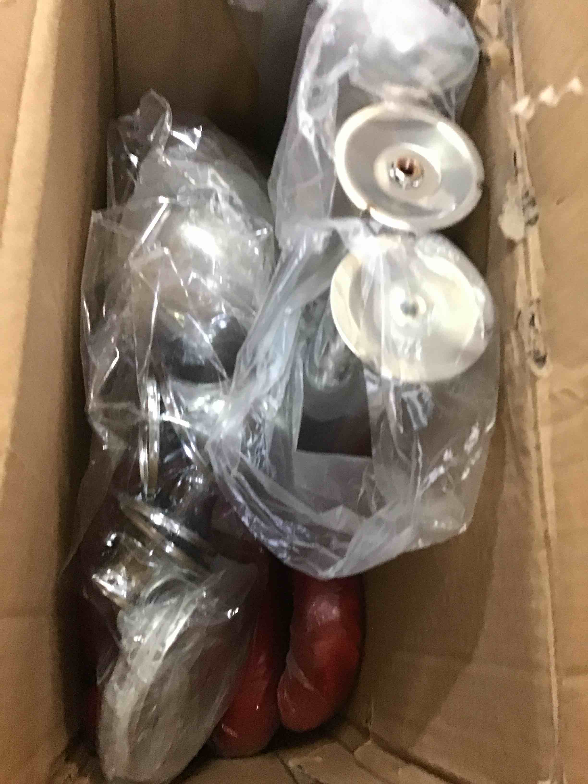 https://s3.amazonaws.com/lotting-images-prod/bidfta/BRN1576023_1736363200497.jpeg