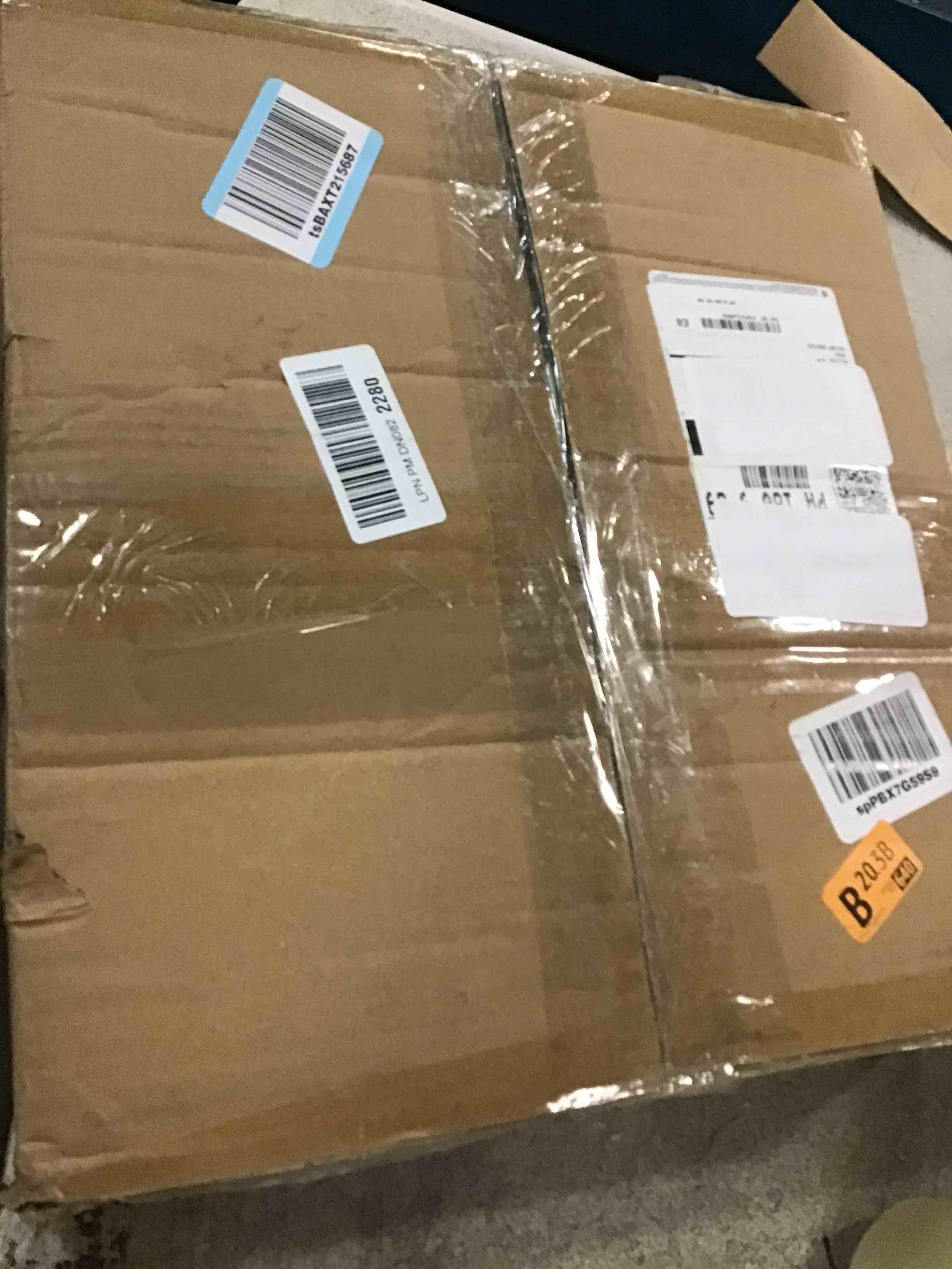 https://s3.amazonaws.com/lotting-images-prod/bidfta/BRN1576399_1736542554428.jpeg
