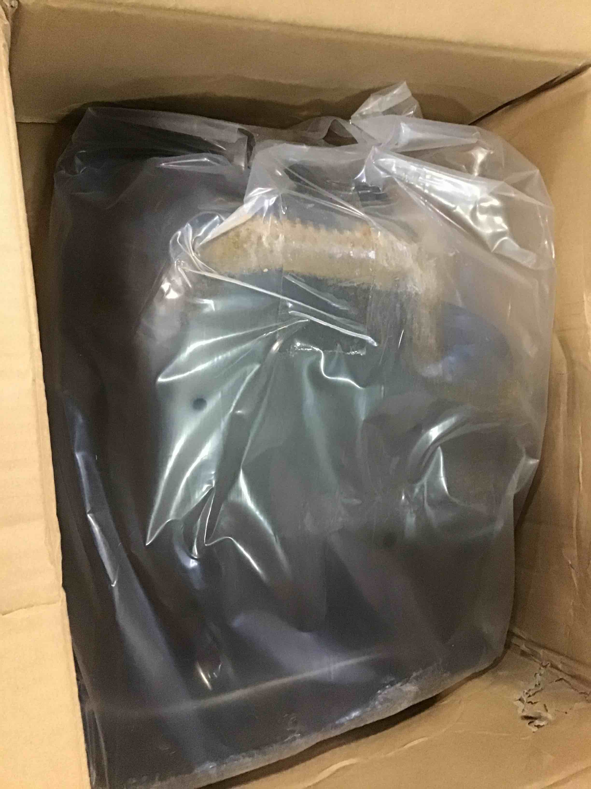 https://s3.amazonaws.com/lotting-images-prod/bidfta/BRN1576439_1736776986101.jpeg