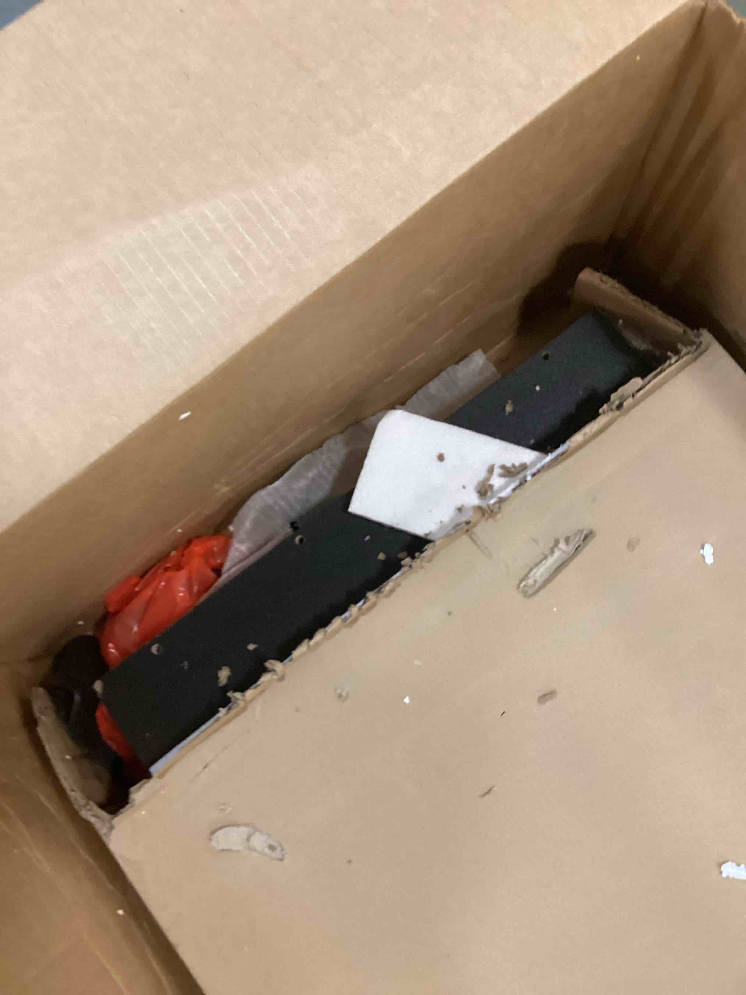 https://s3.amazonaws.com/lotting-images-prod/bidfta/BRN1580253_1733862683968.jpeg
