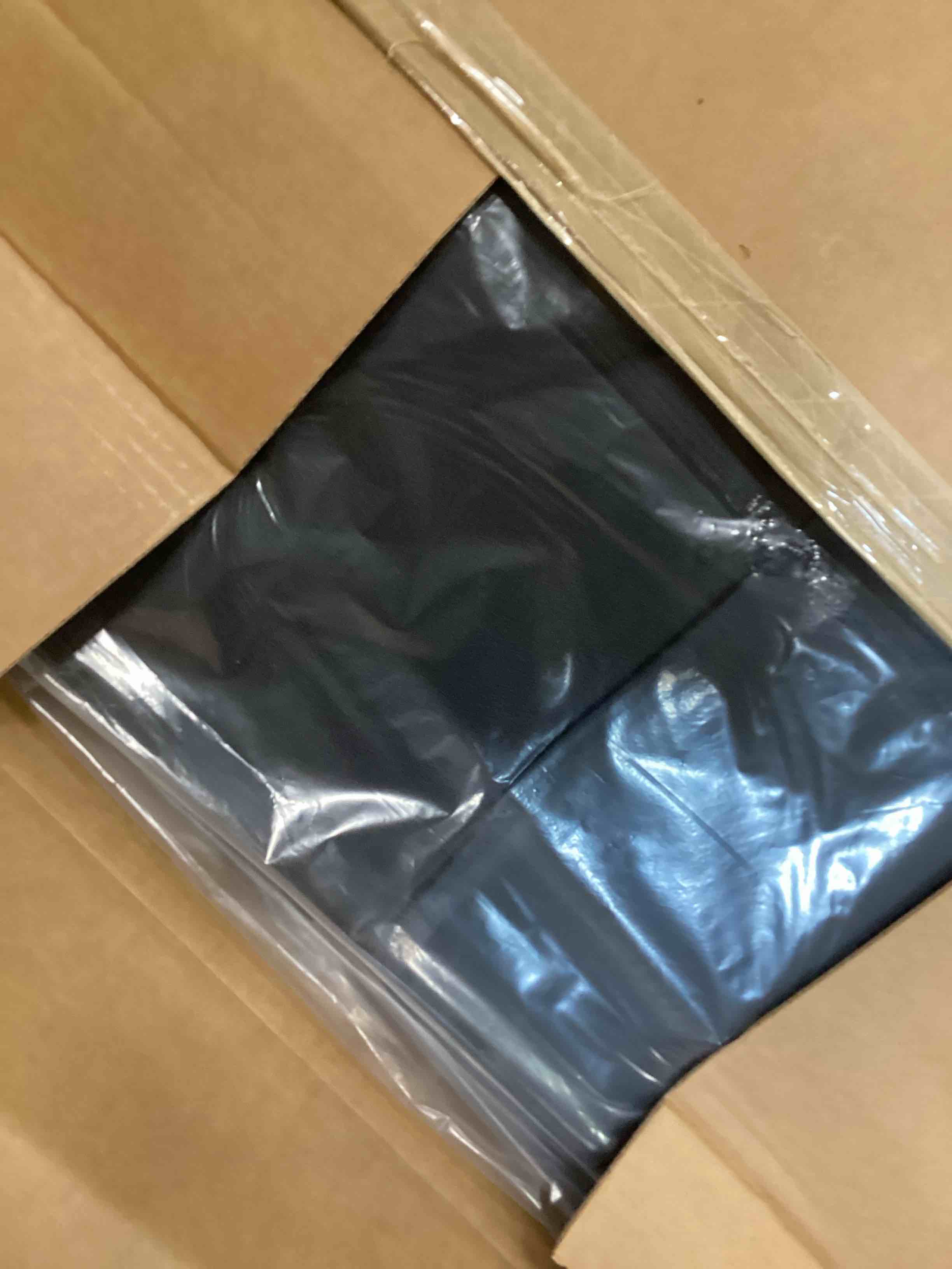 https://s3.amazonaws.com/lotting-images-prod/bidfta/BRN1580387_1733926814057.jpeg