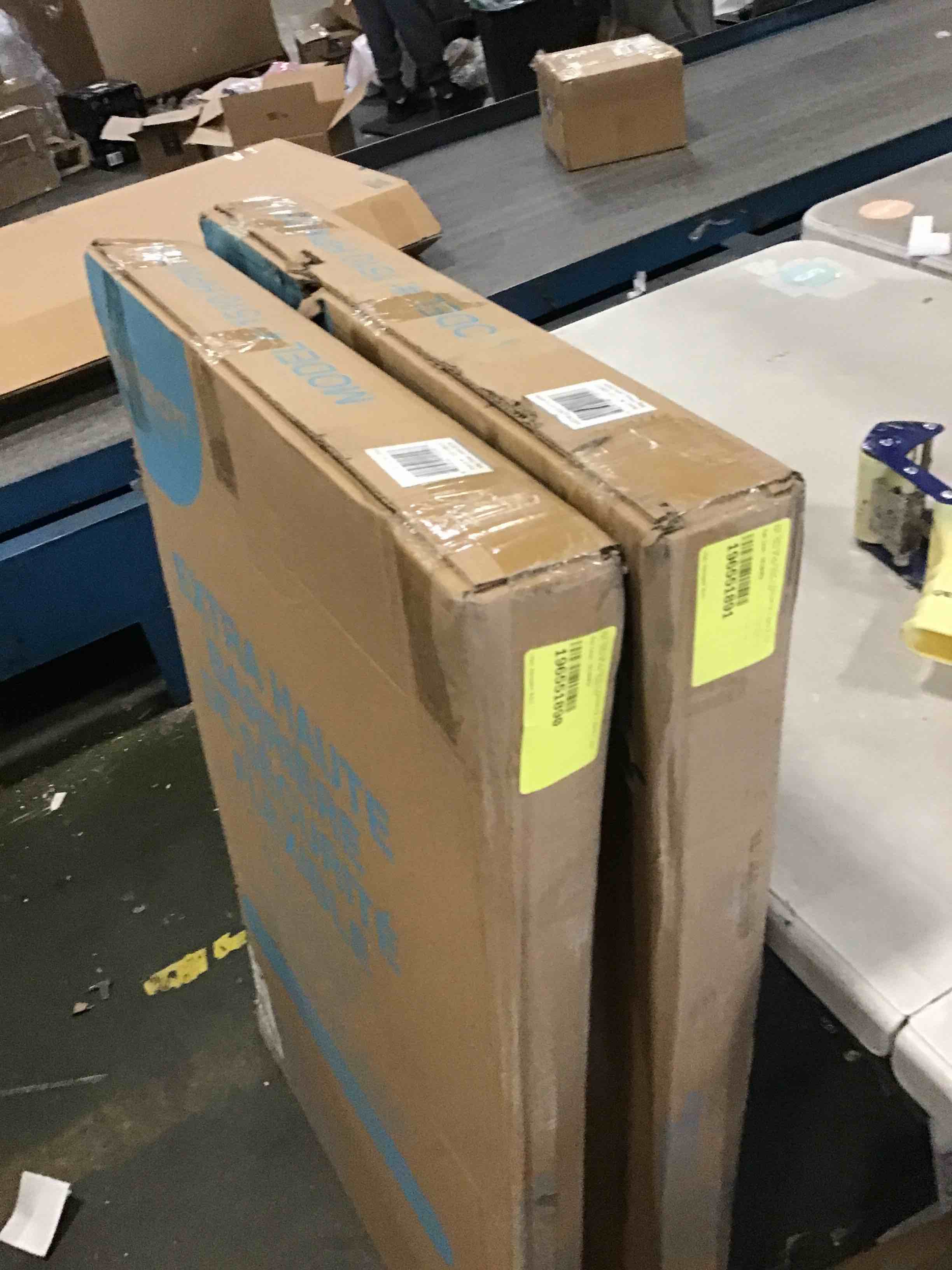 https://s3.amazonaws.com/lotting-images-prod/bidfta/BRN1582140_1740068626812.jpeg