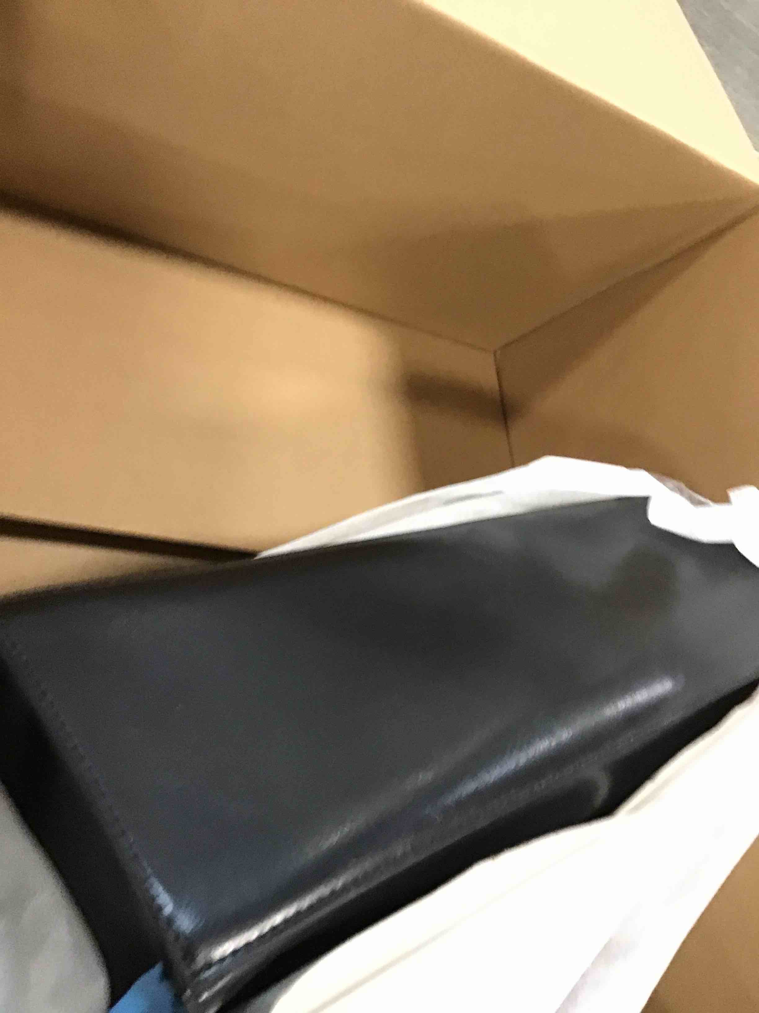 https://s3.amazonaws.com/lotting-images-prod/bidfta/BRN1583111_1740426314648.jpeg