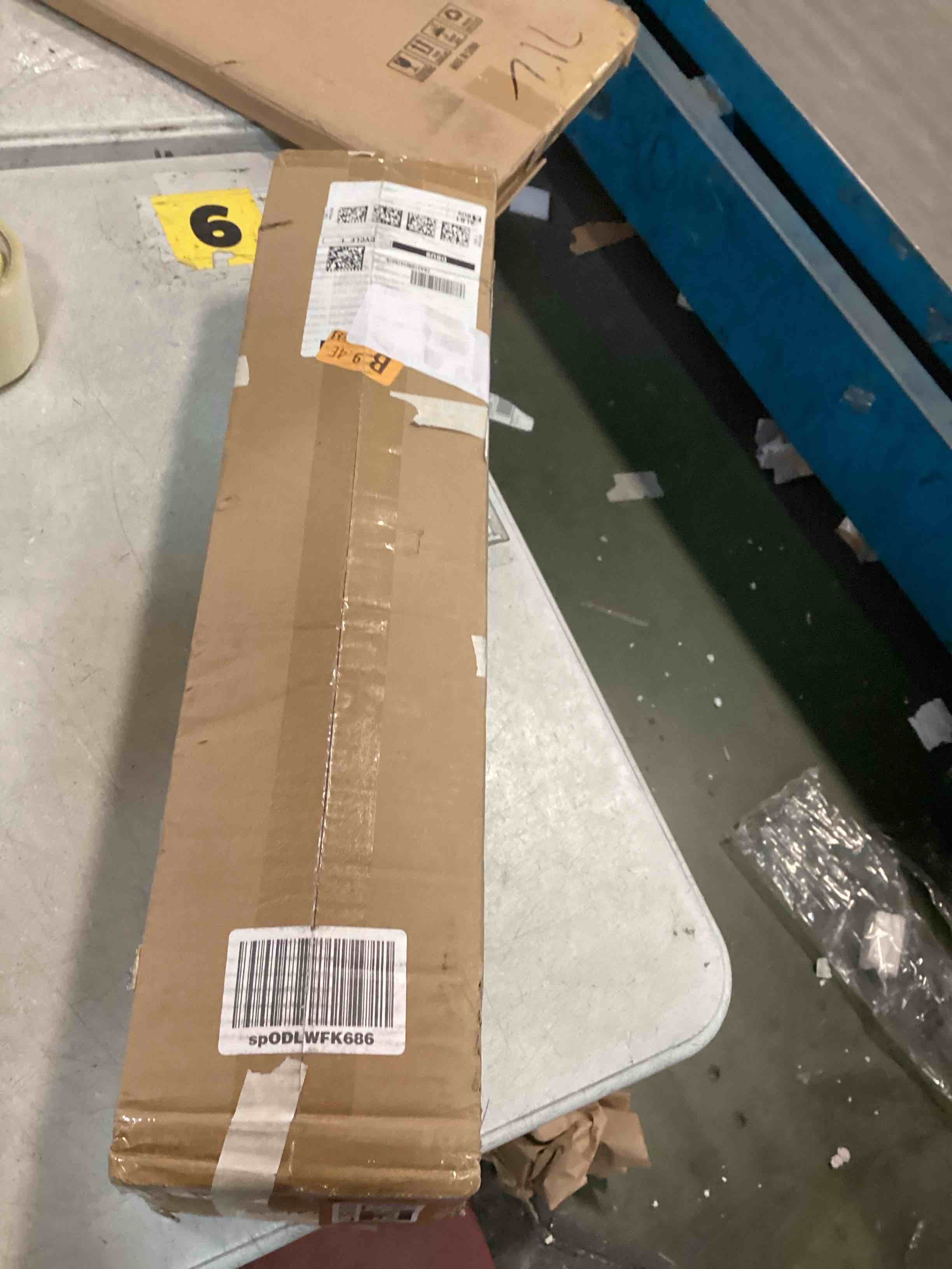 https://s3.amazonaws.com/lotting-images-prod/bidfta/BRN1584279_1743099284004.jpeg