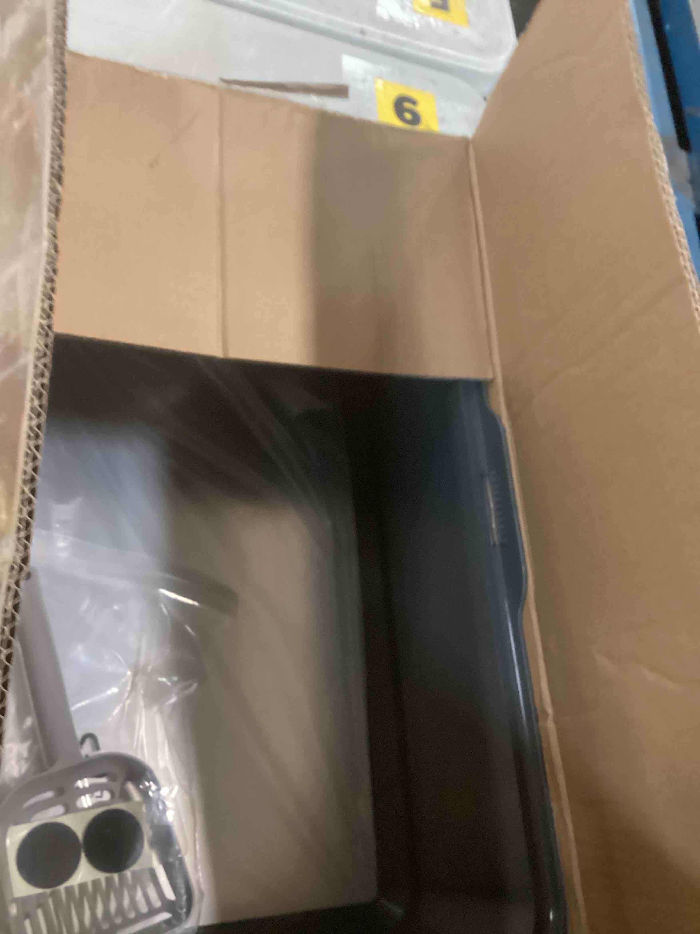 https://s3.amazonaws.com/lotting-images-prod/bidfta/BRN1585484_1733407074992.jpeg
