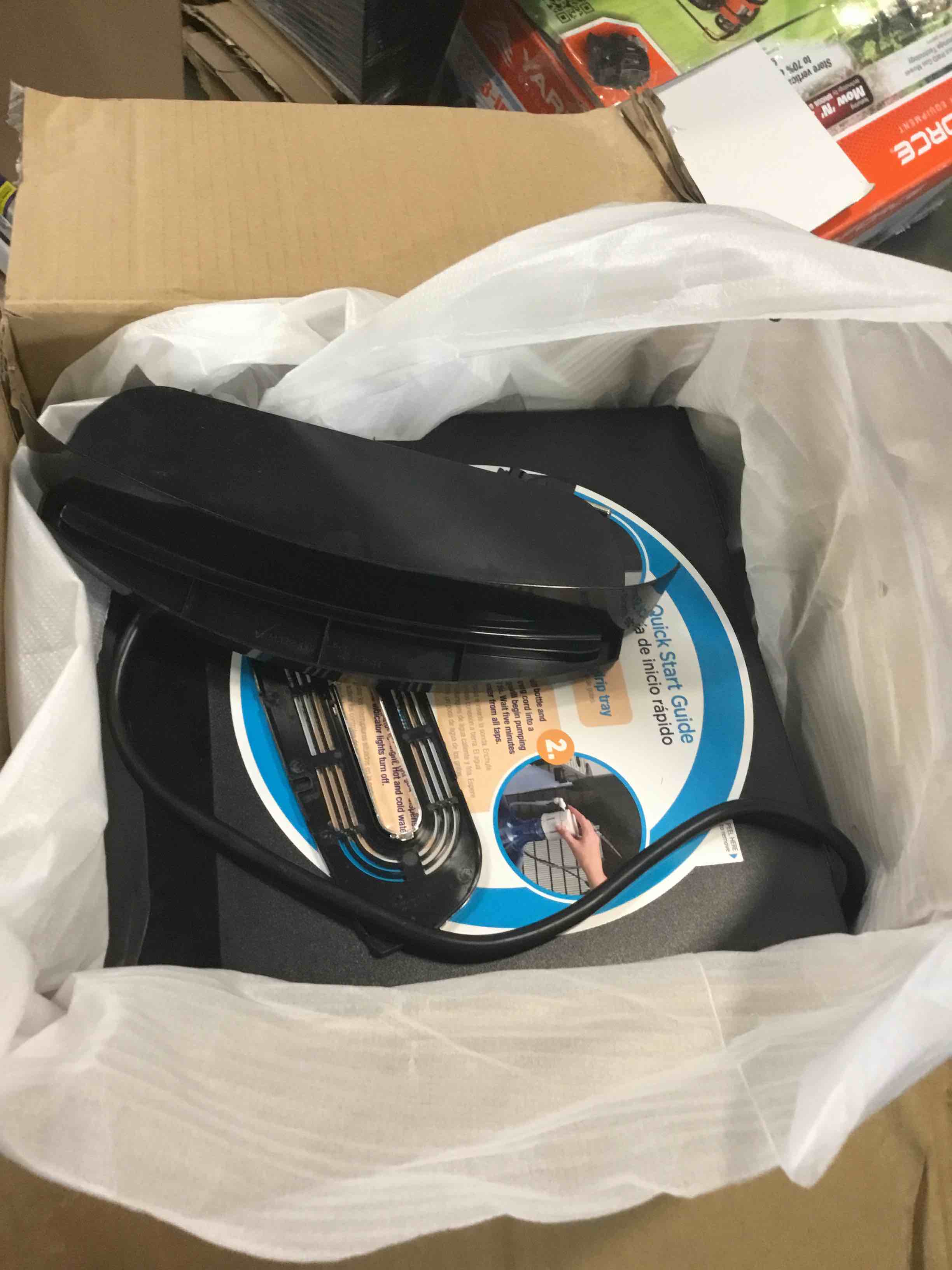 https://s3.amazonaws.com/lotting-images-prod/bidfta/BRN1586779_1747857752101.jpeg