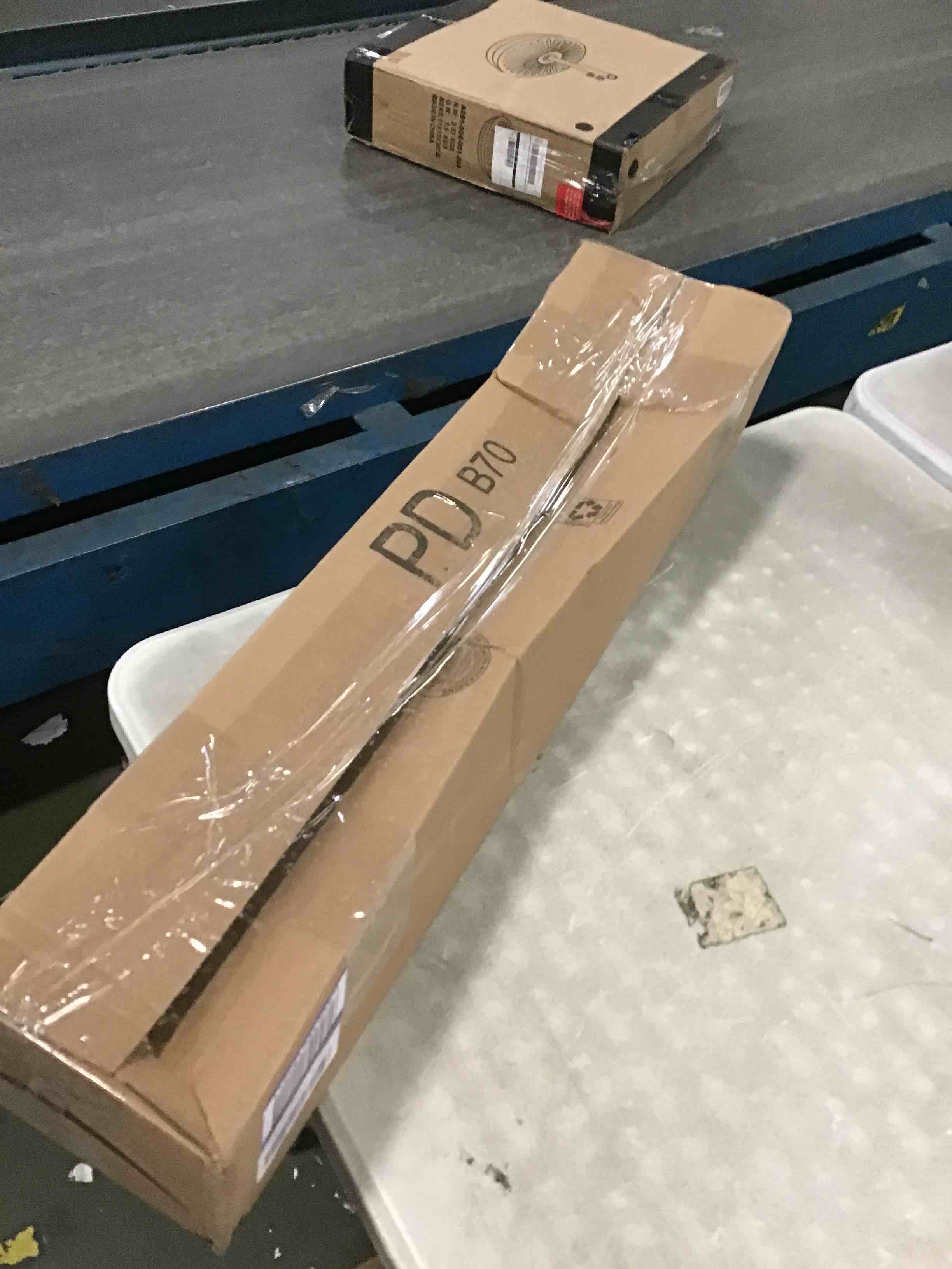 https://s3.amazonaws.com/lotting-images-prod/bidfta/BRN1589559_1733764704044.jpeg