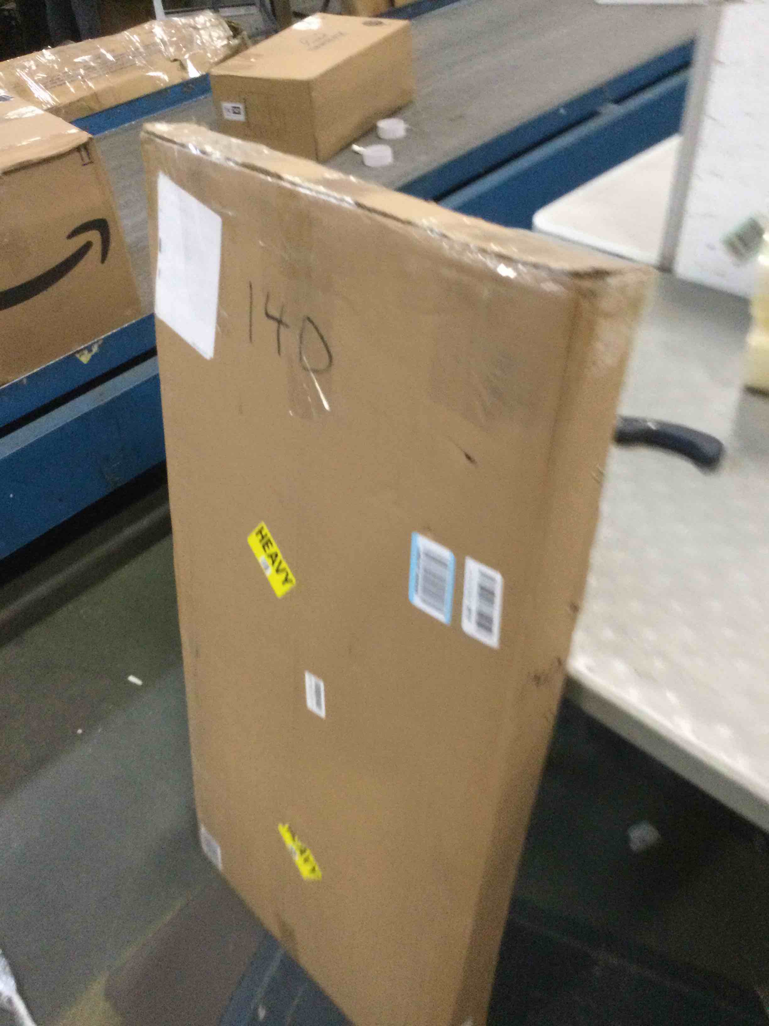 https://s3.amazonaws.com/lotting-images-prod/bidfta/BRN1589690_1733925212051.jpeg