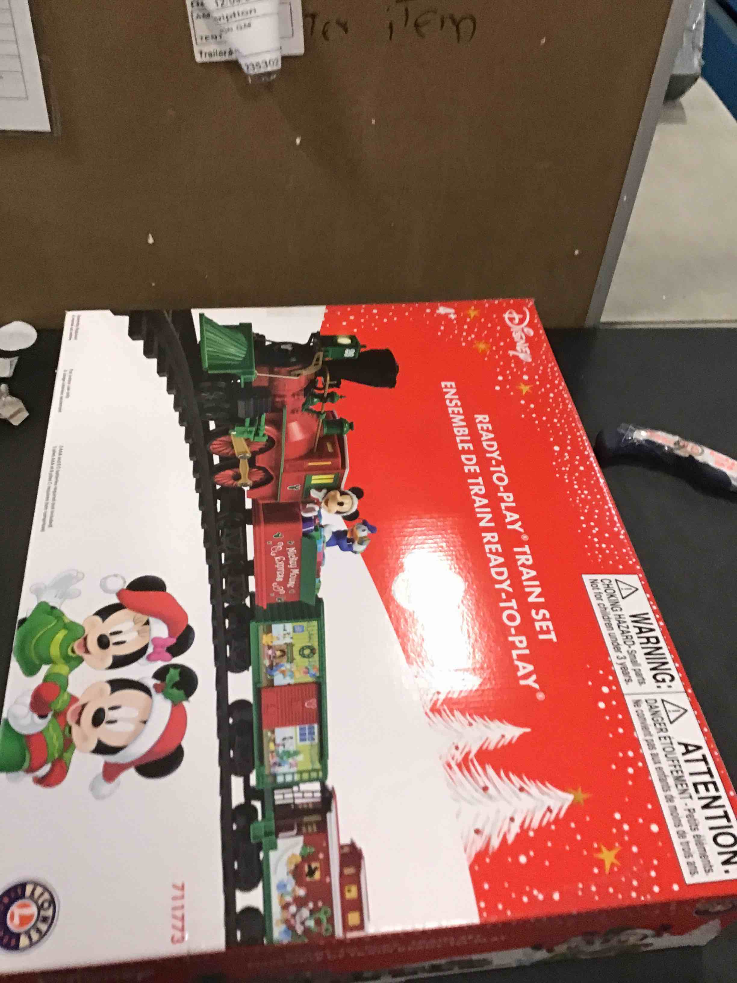 https://s3.amazonaws.com/lotting-images-prod/bidfta/BRN1589990_1734013039764.jpeg