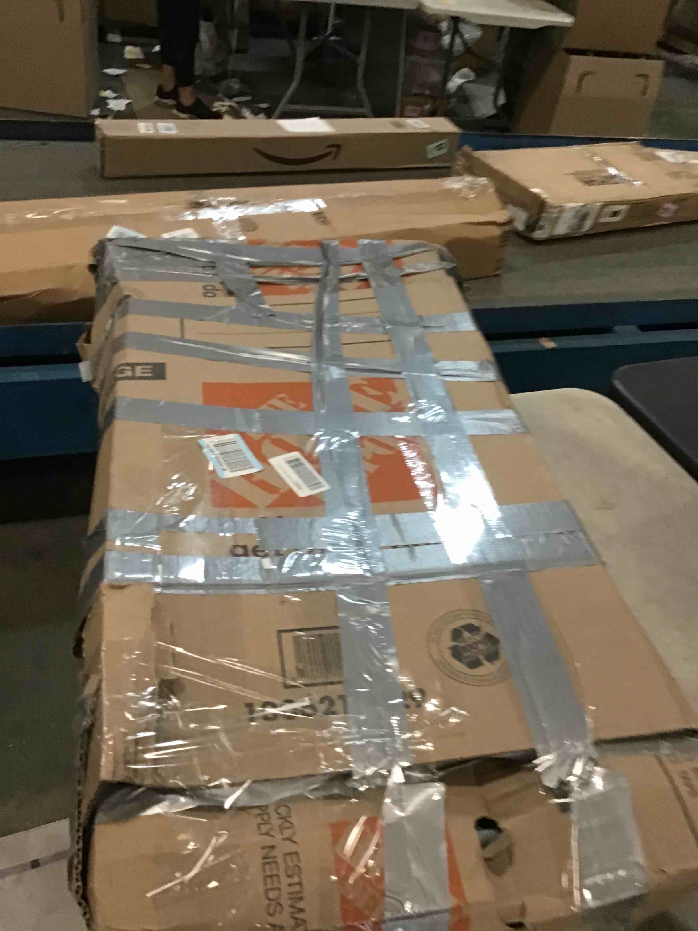https://s3.amazonaws.com/lotting-images-prod/bidfta/BRN1590166_1734096079273.jpeg