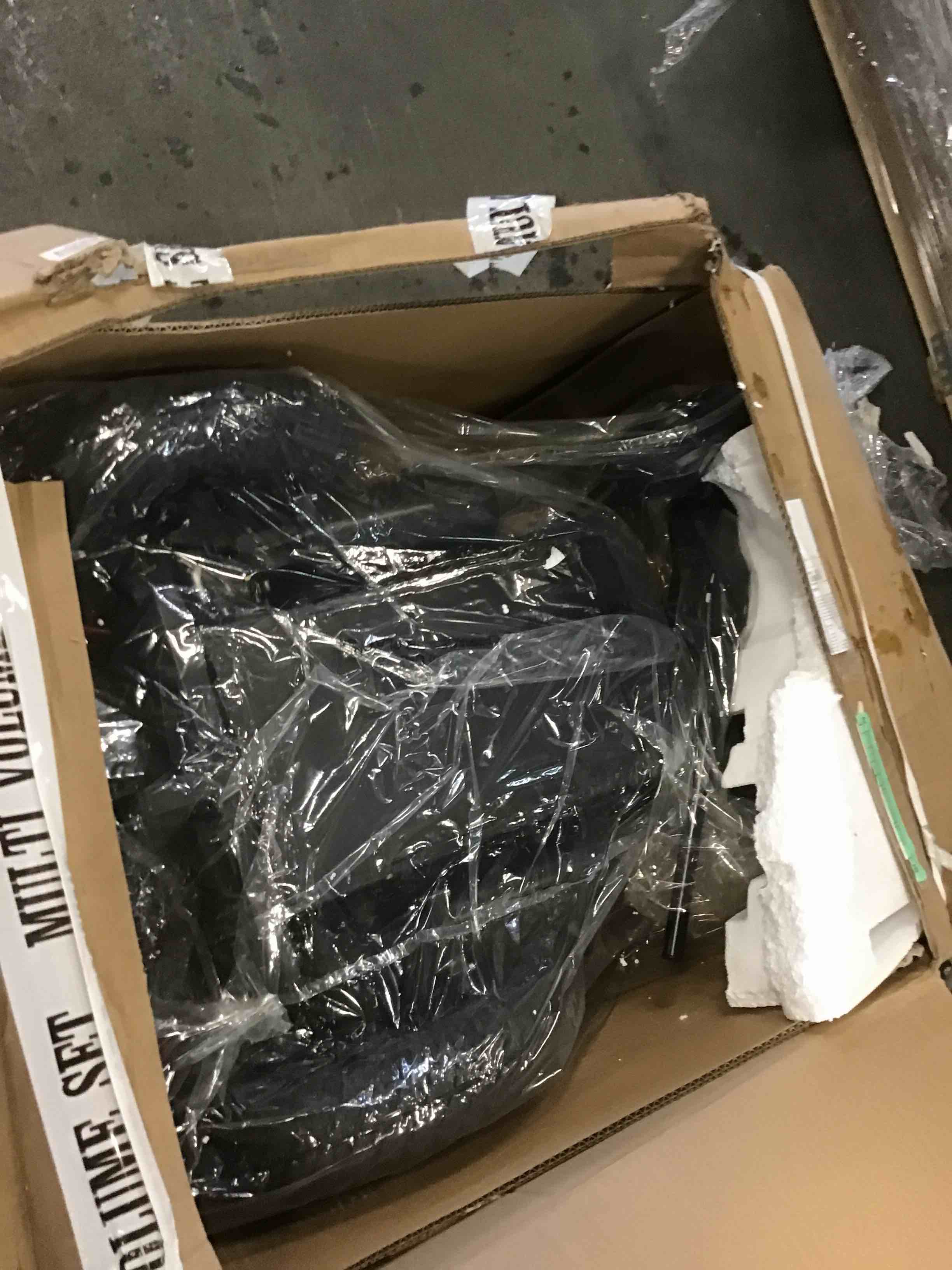 https://s3.amazonaws.com/lotting-images-prod/bidfta/BRN1590300_1734109356186.jpeg