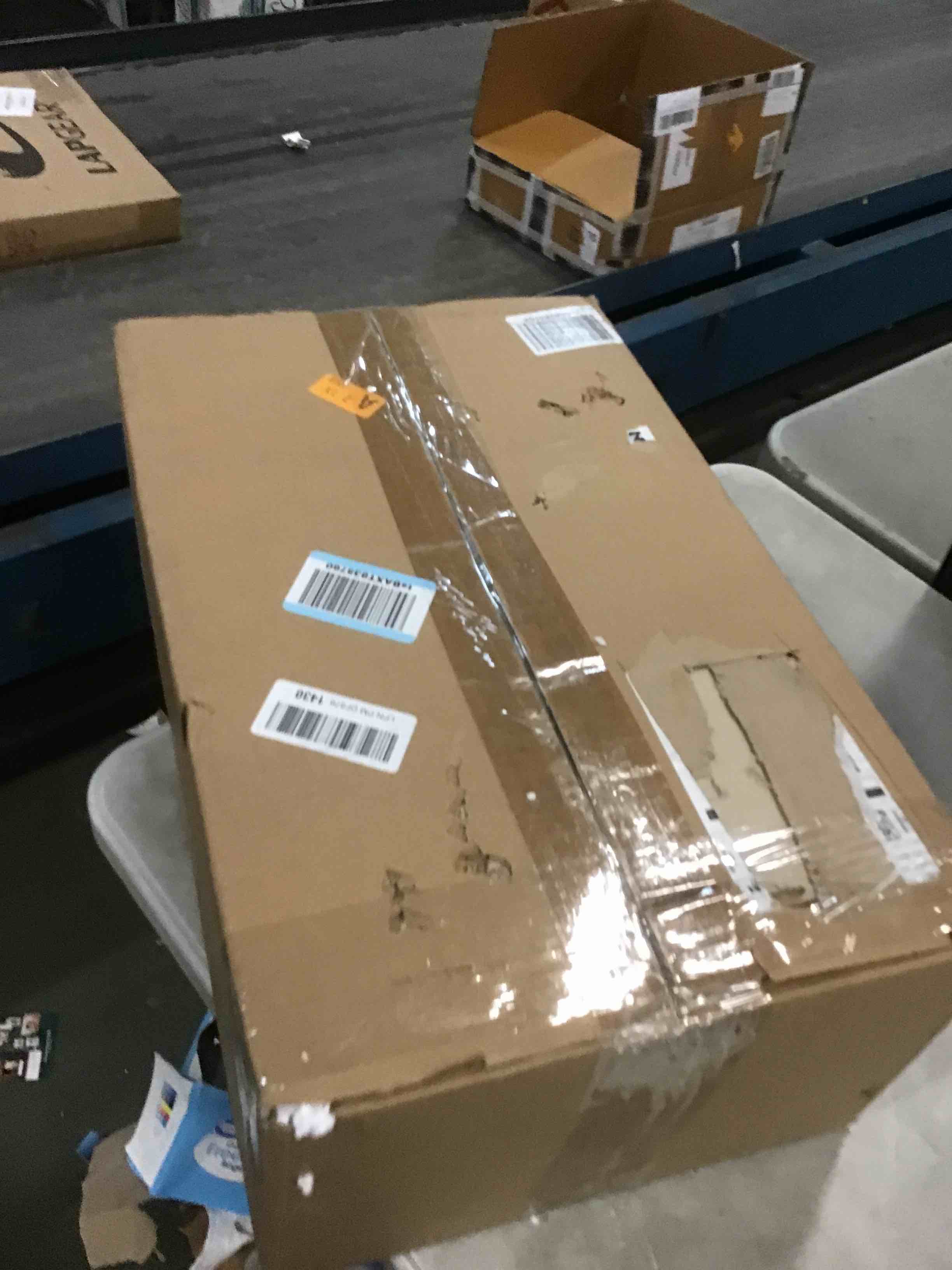 https://s3.amazonaws.com/lotting-images-prod/bidfta/BRN1590856_1734468488419.jpeg