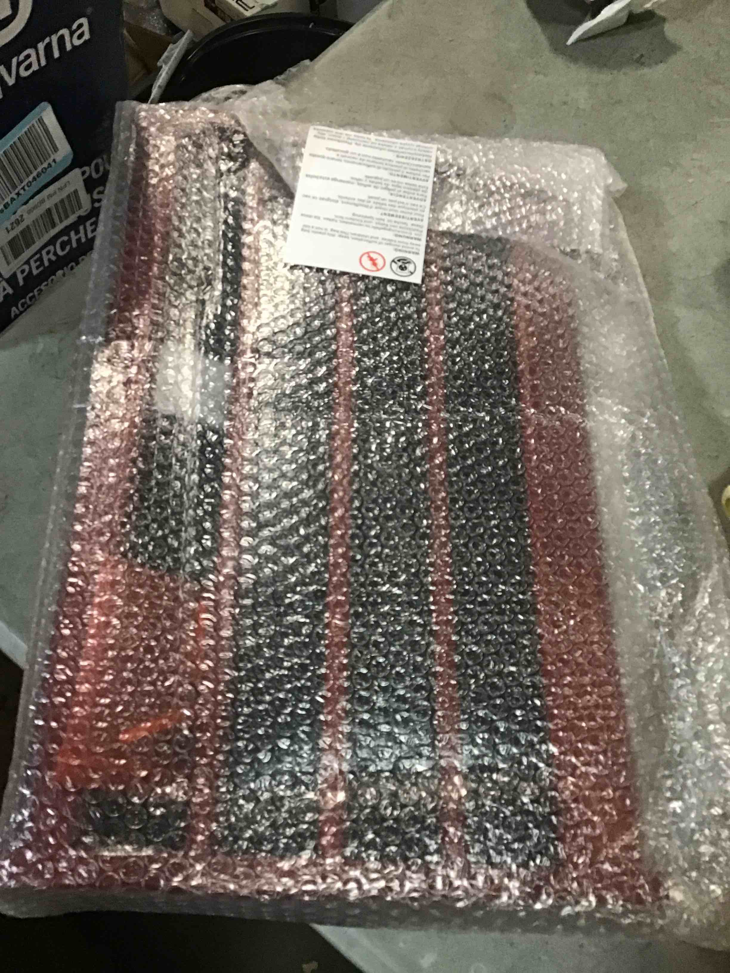 https://s3.amazonaws.com/lotting-images-prod/bidfta/BRN1591730_1733967424726.jpeg