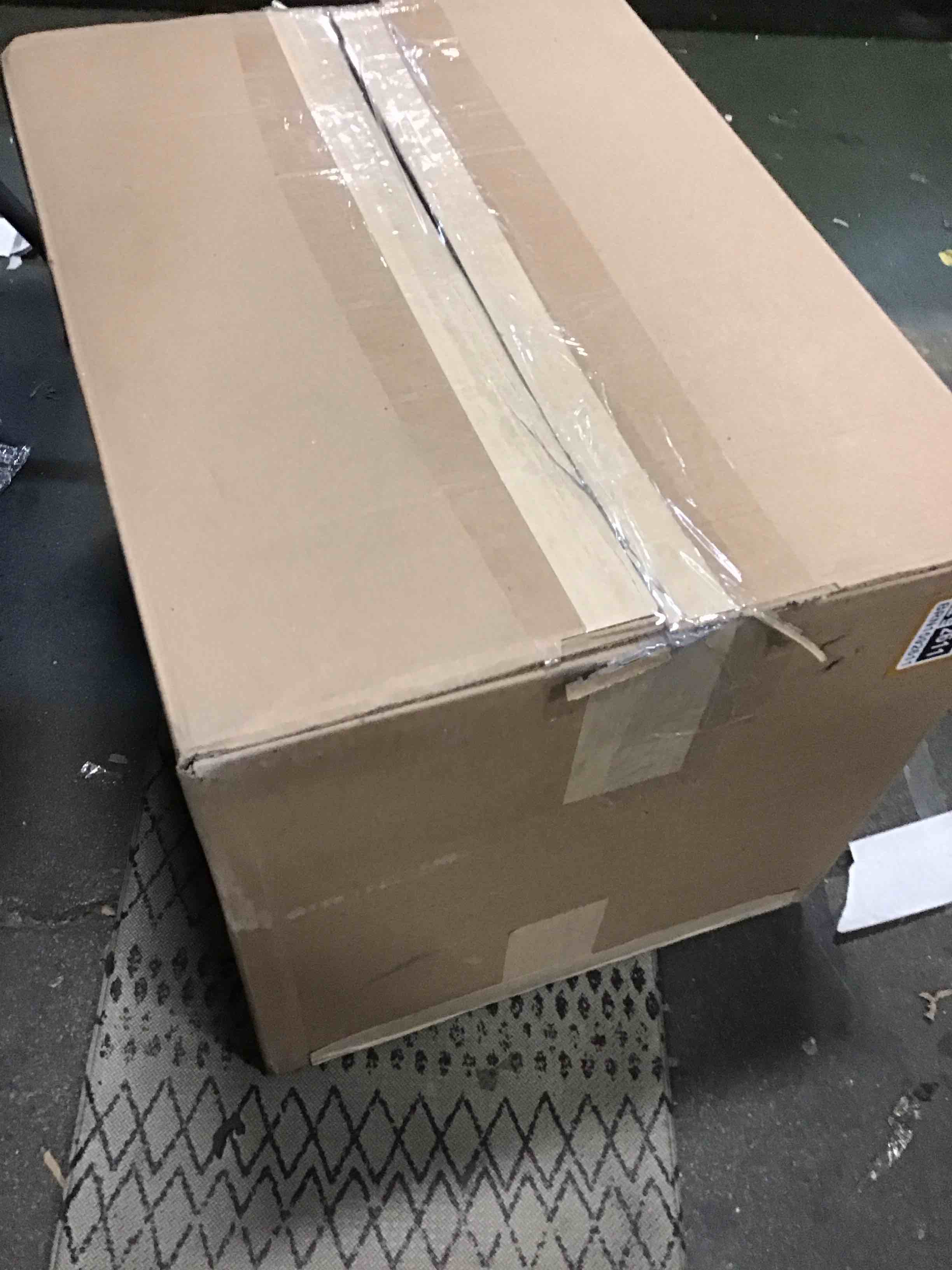 https://s3.amazonaws.com/lotting-images-prod/bidfta/BRN1592611_1734618166200.jpeg
