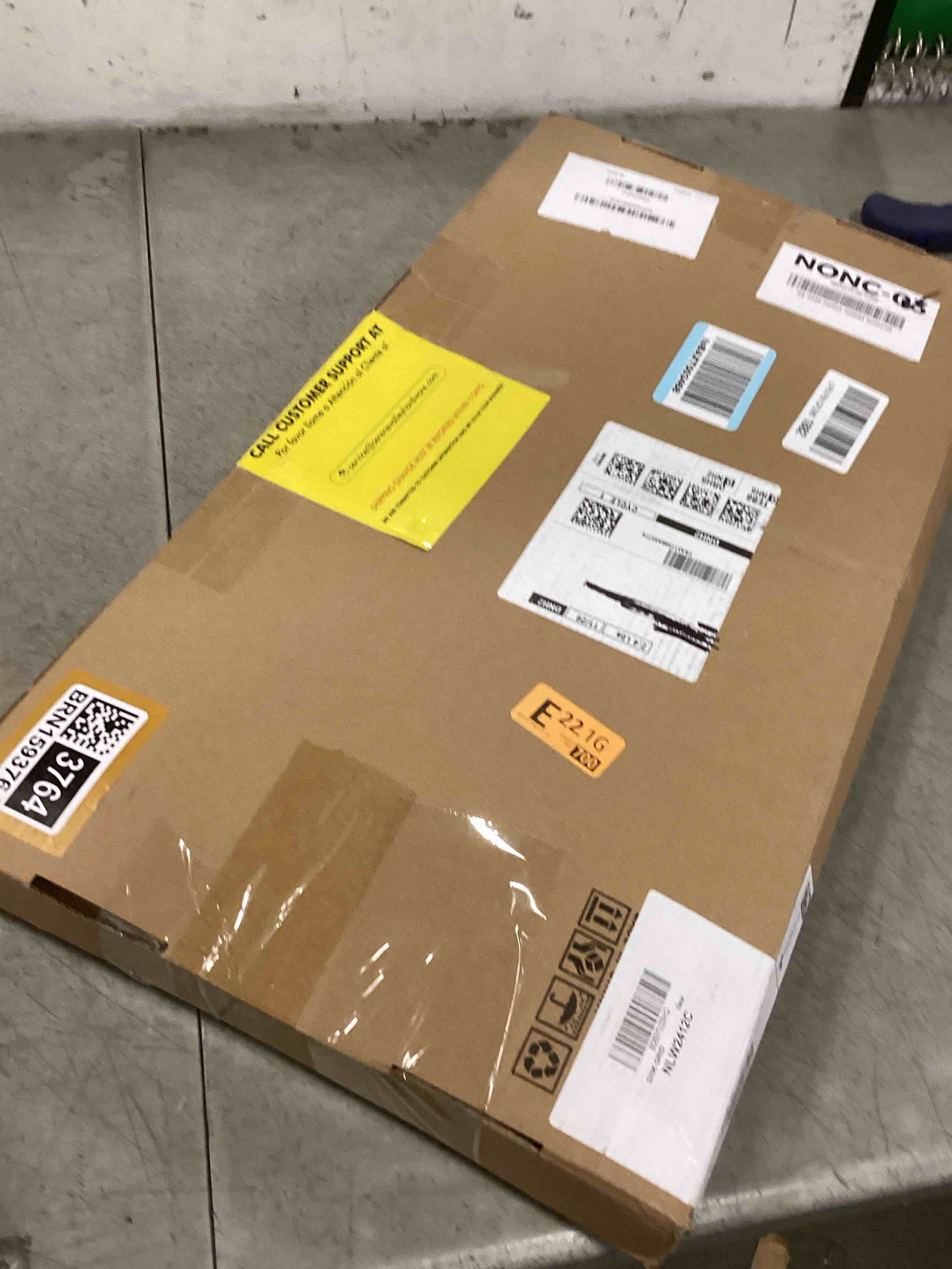 https://s3.amazonaws.com/lotting-images-prod/bidfta/BRN1593764_1735569399581.jpeg