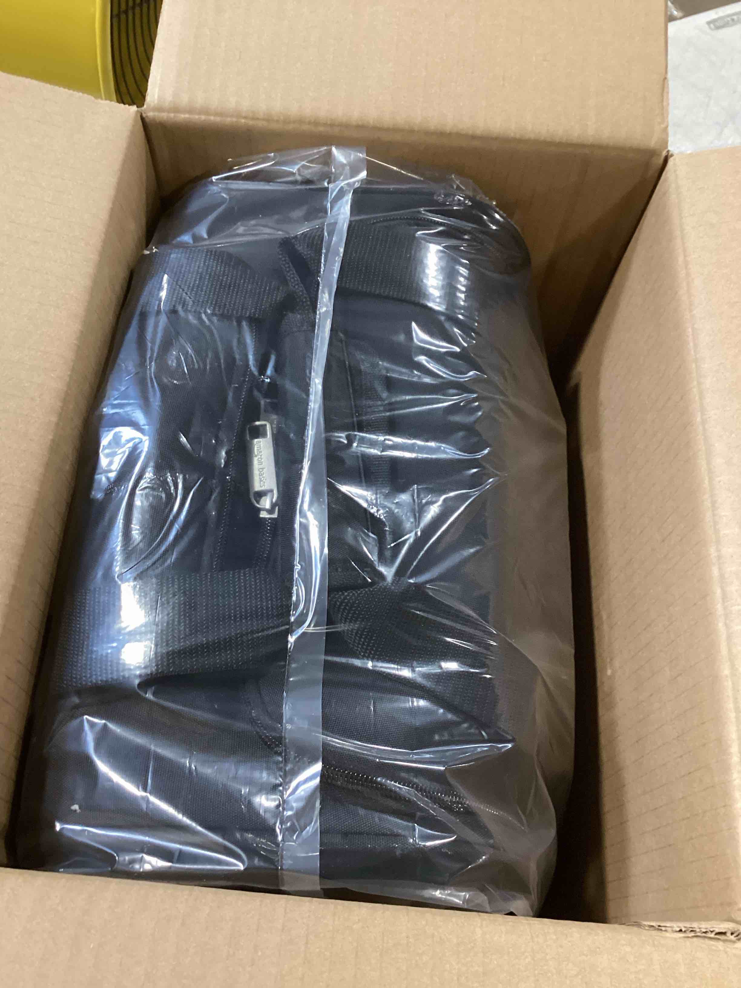 https://s3.amazonaws.com/lotting-images-prod/bidfta/BRN1600959_1750343740924.jpeg
