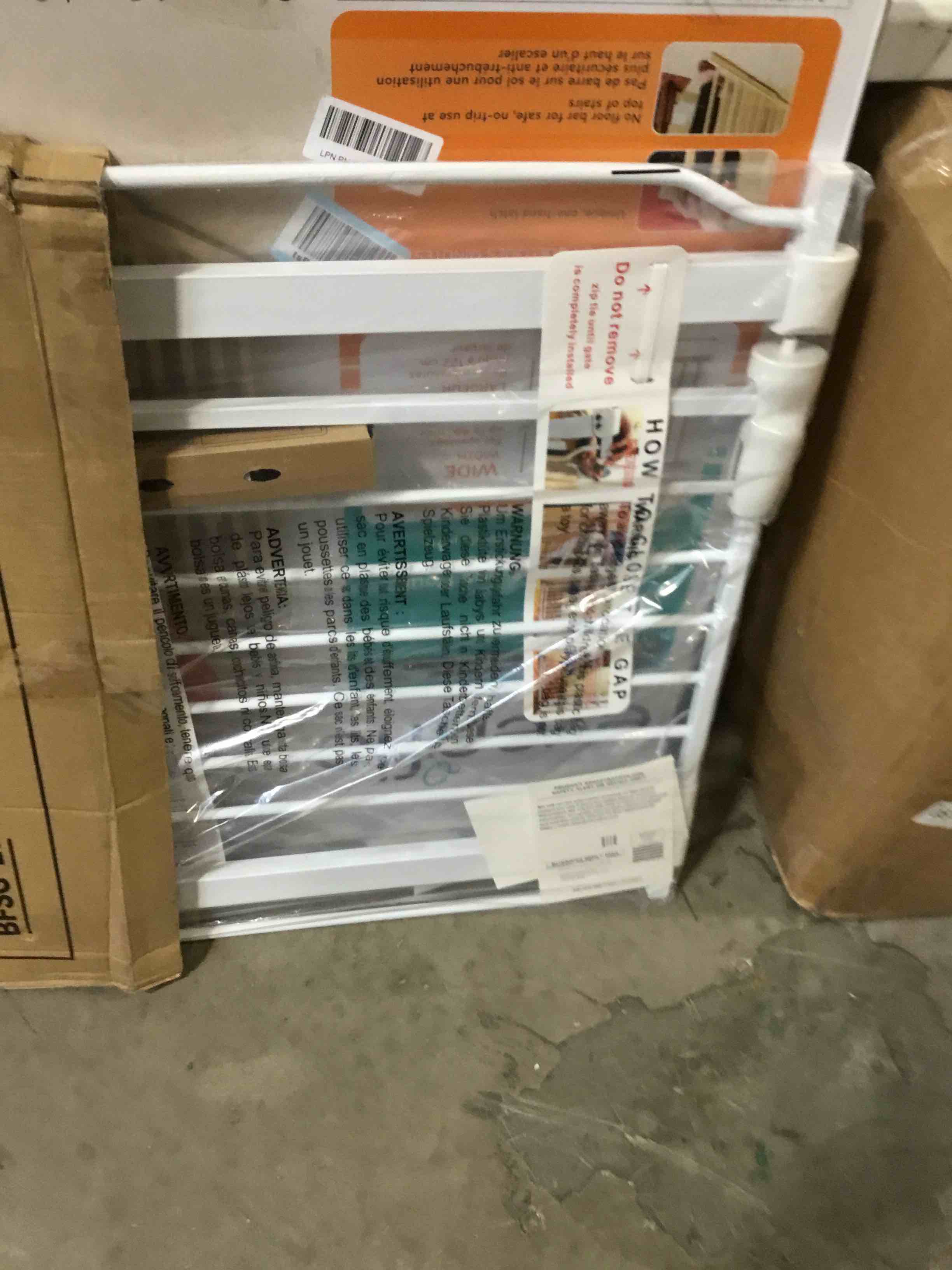 https://s3.amazonaws.com/lotting-images-prod/bidfta/BRN1600981_1750178154352.jpeg