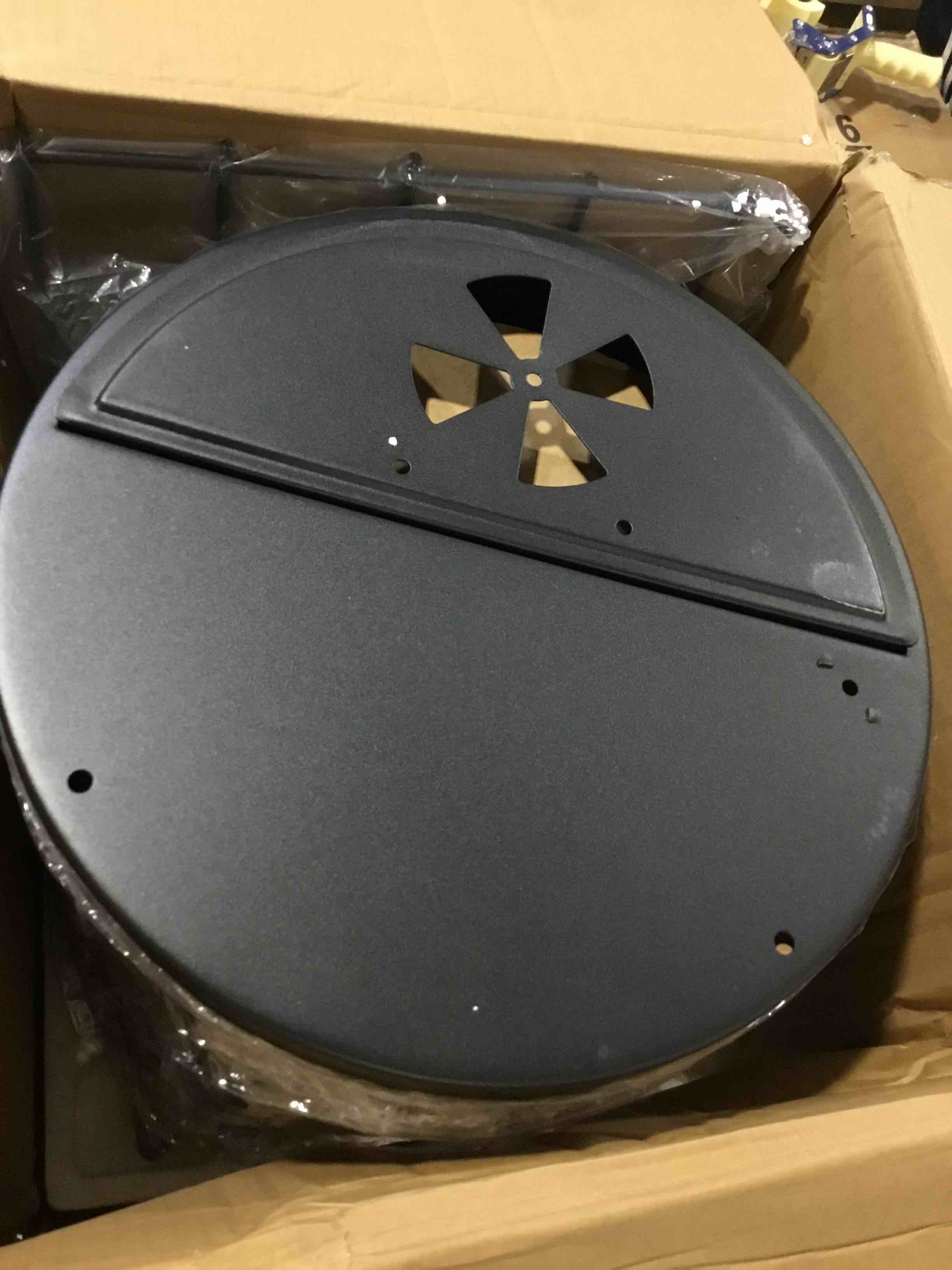 https://s3.amazonaws.com/lotting-images-prod/bidfta/BRN1601016_1750253339368.jpeg