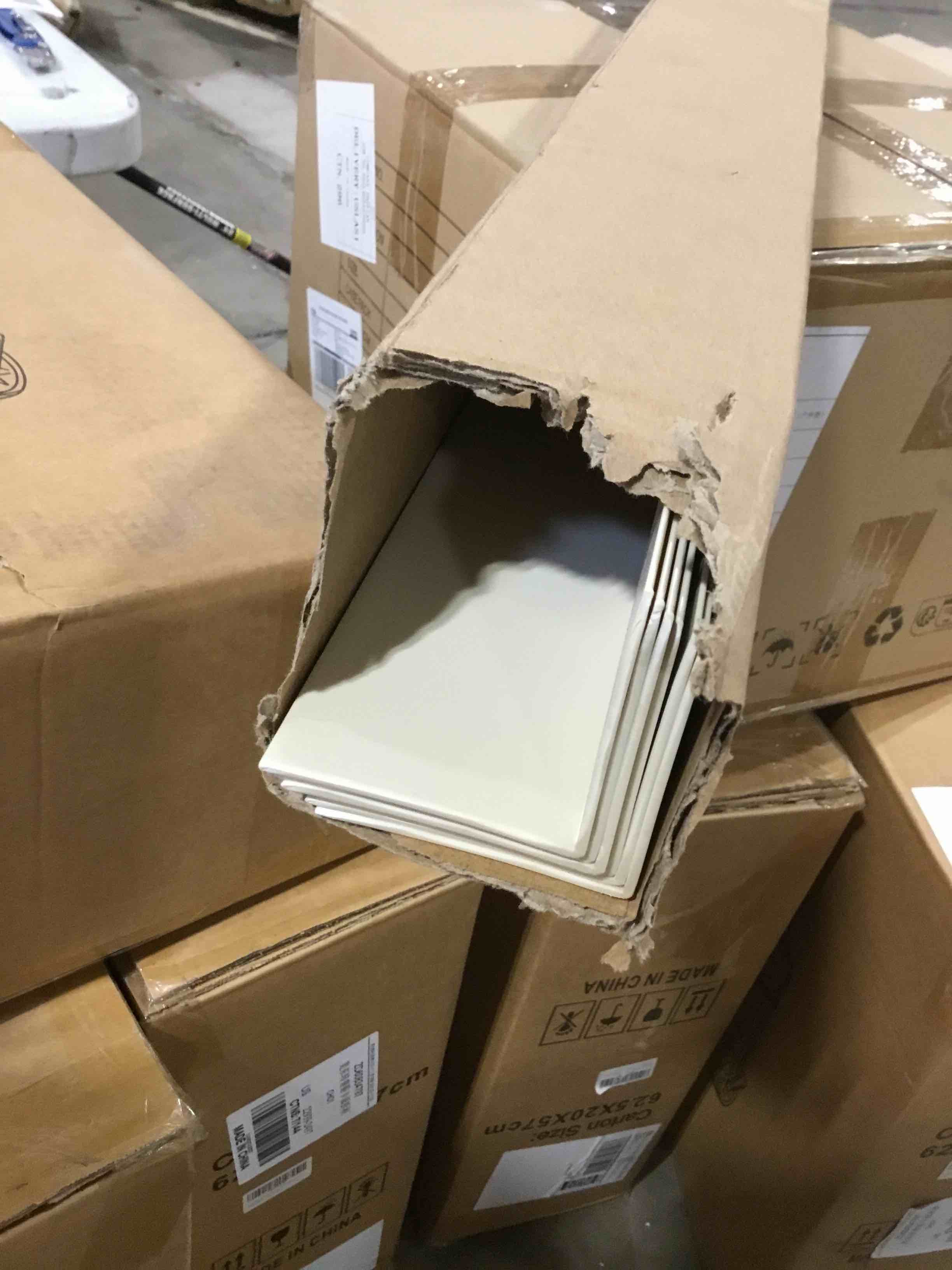 https://s3.amazonaws.com/lotting-images-prod/bidfta/BRN1601106_1750267767650.jpeg