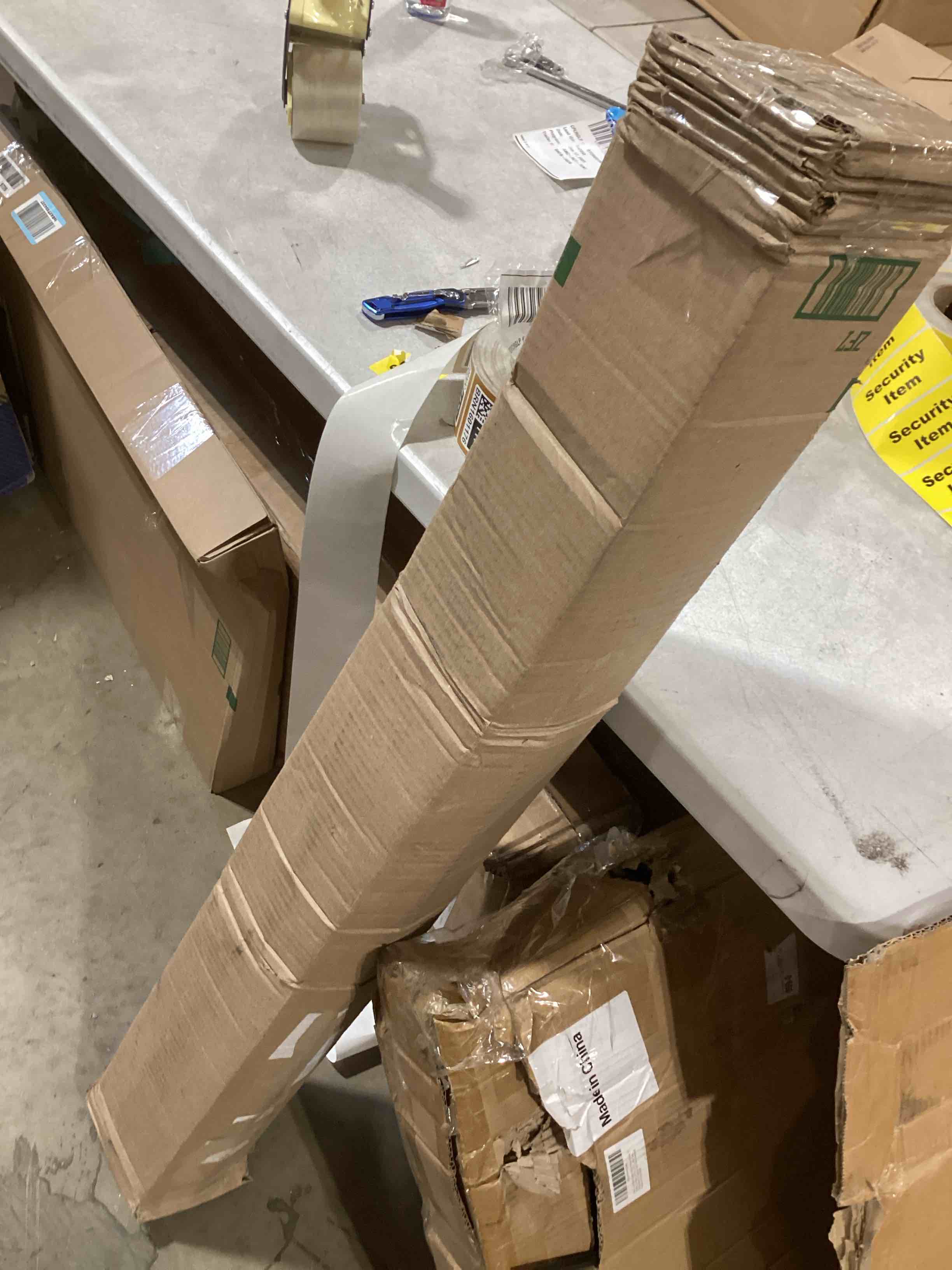 https://s3.amazonaws.com/lotting-images-prod/bidfta/BRN1601169_1750355085598.jpeg