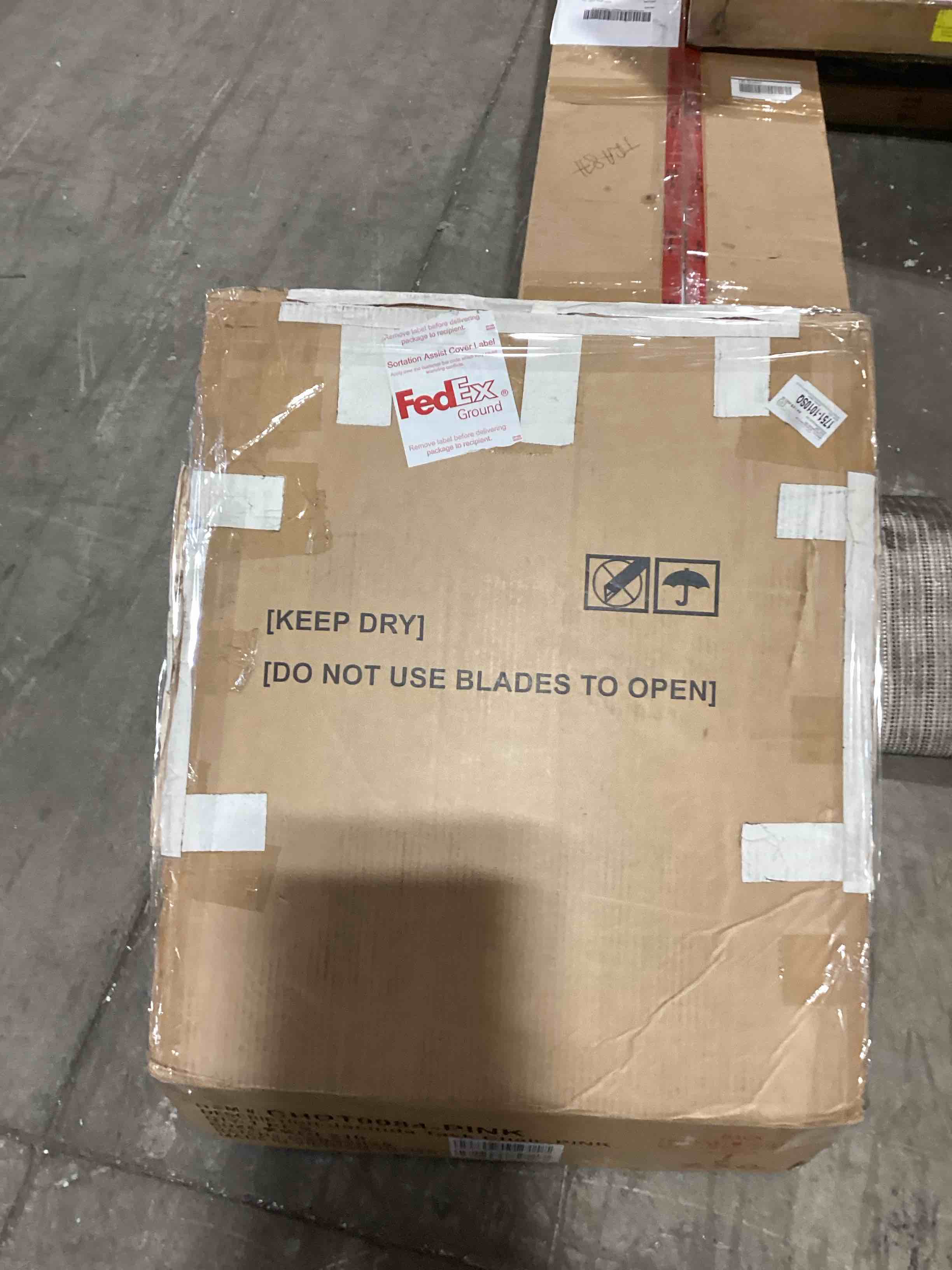https://s3.amazonaws.com/lotting-images-prod/bidfta/BRN1601664_1751304313997.jpeg