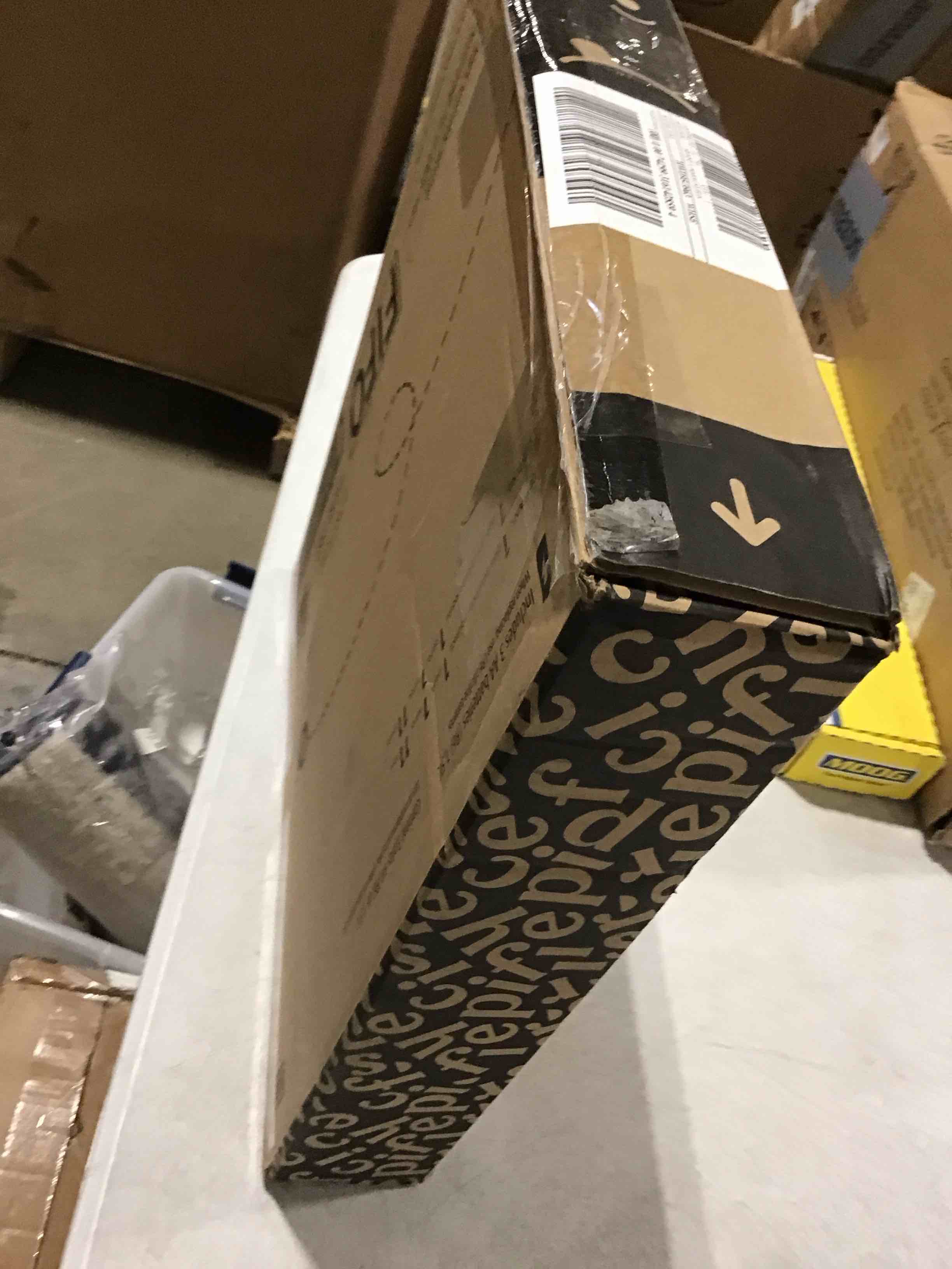 https://s3.amazonaws.com/lotting-images-prod/bidfta/BRN1601952_1751887079200.jpeg