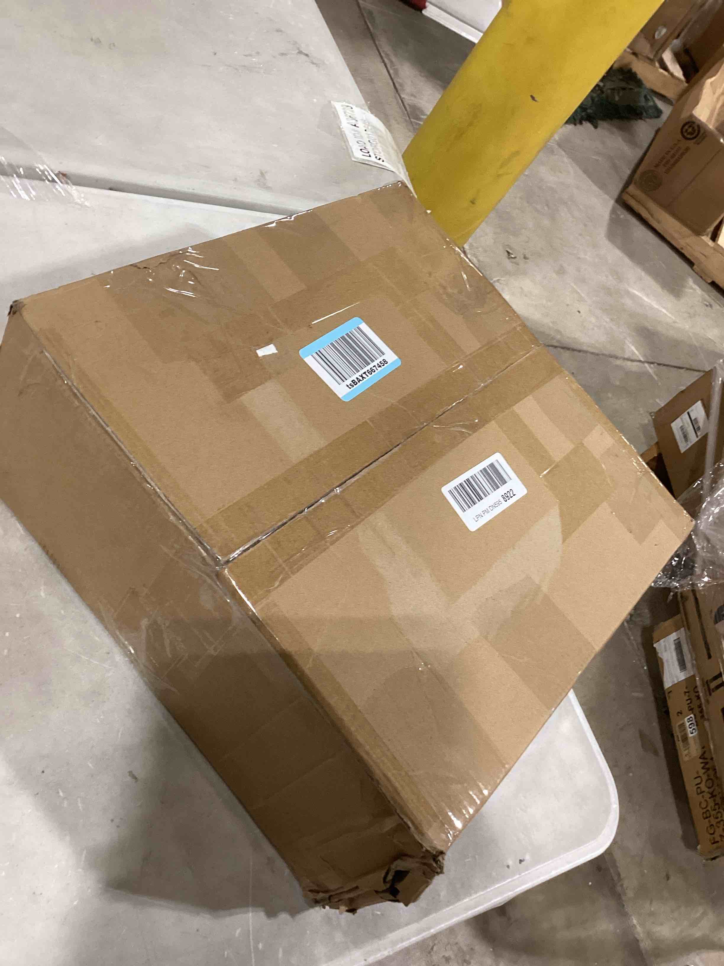 https://s3.amazonaws.com/lotting-images-prod/bidfta/BRN1603629_1742212584838.jpeg