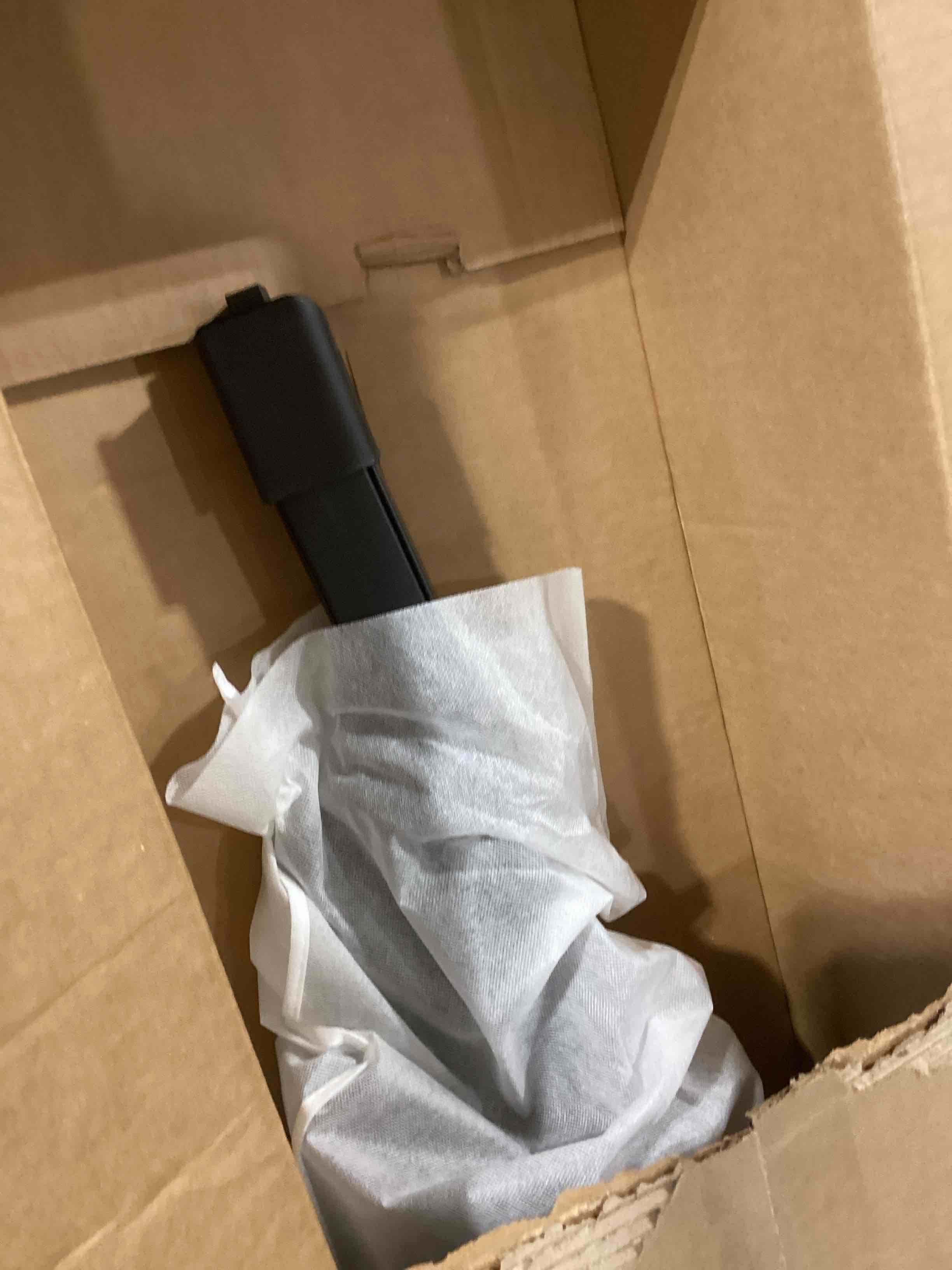 Marretoo for Jeep Cherokee Cargo Cover 2019 2020 2021 2022 2023for Jeep Cherokee Accessories Black Retractable Trunk Cover Security Shield Shade