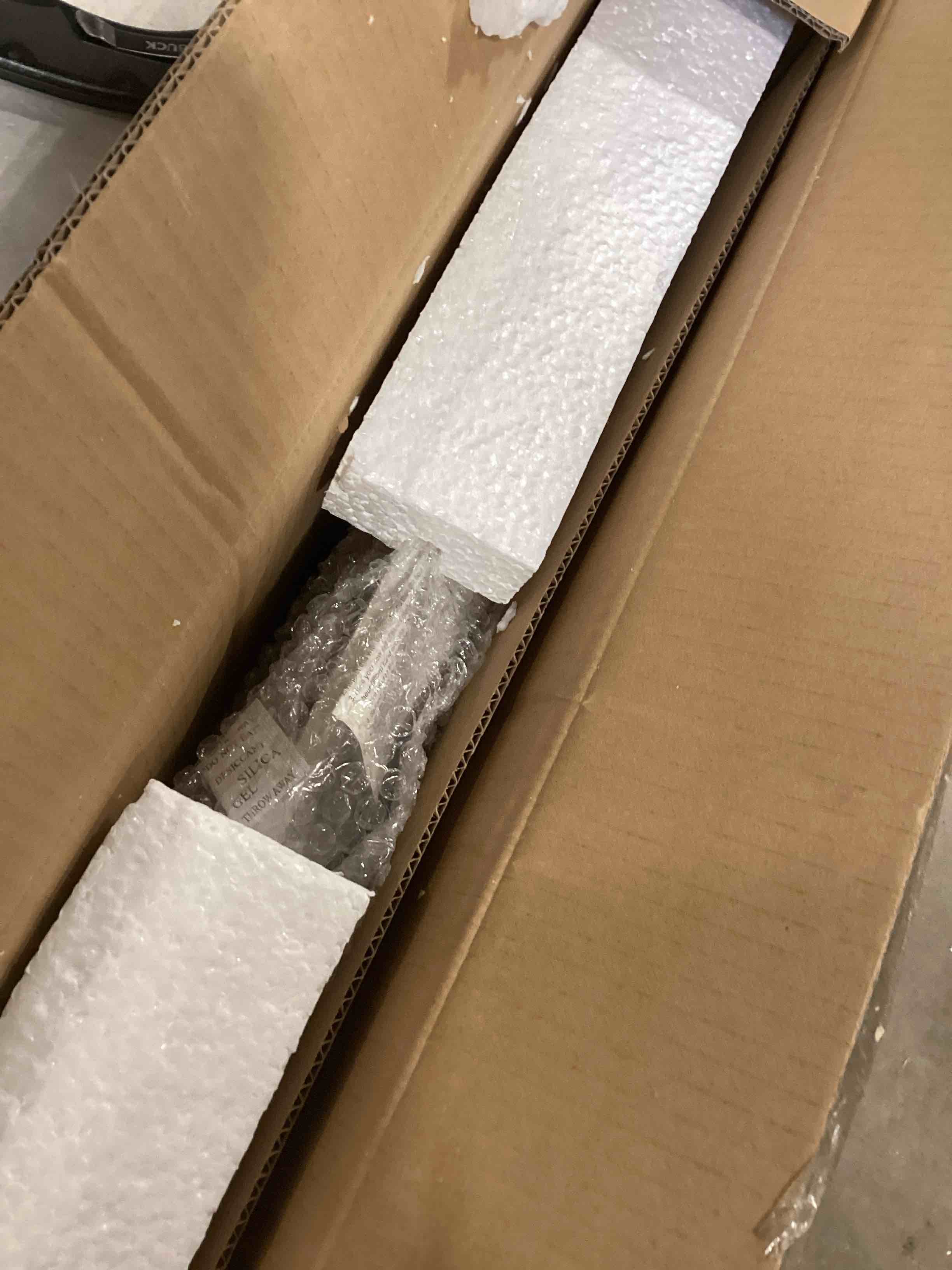 https://s3.amazonaws.com/lotting-images-prod/bidfta/BRN1605398_1744037878990.jpeg