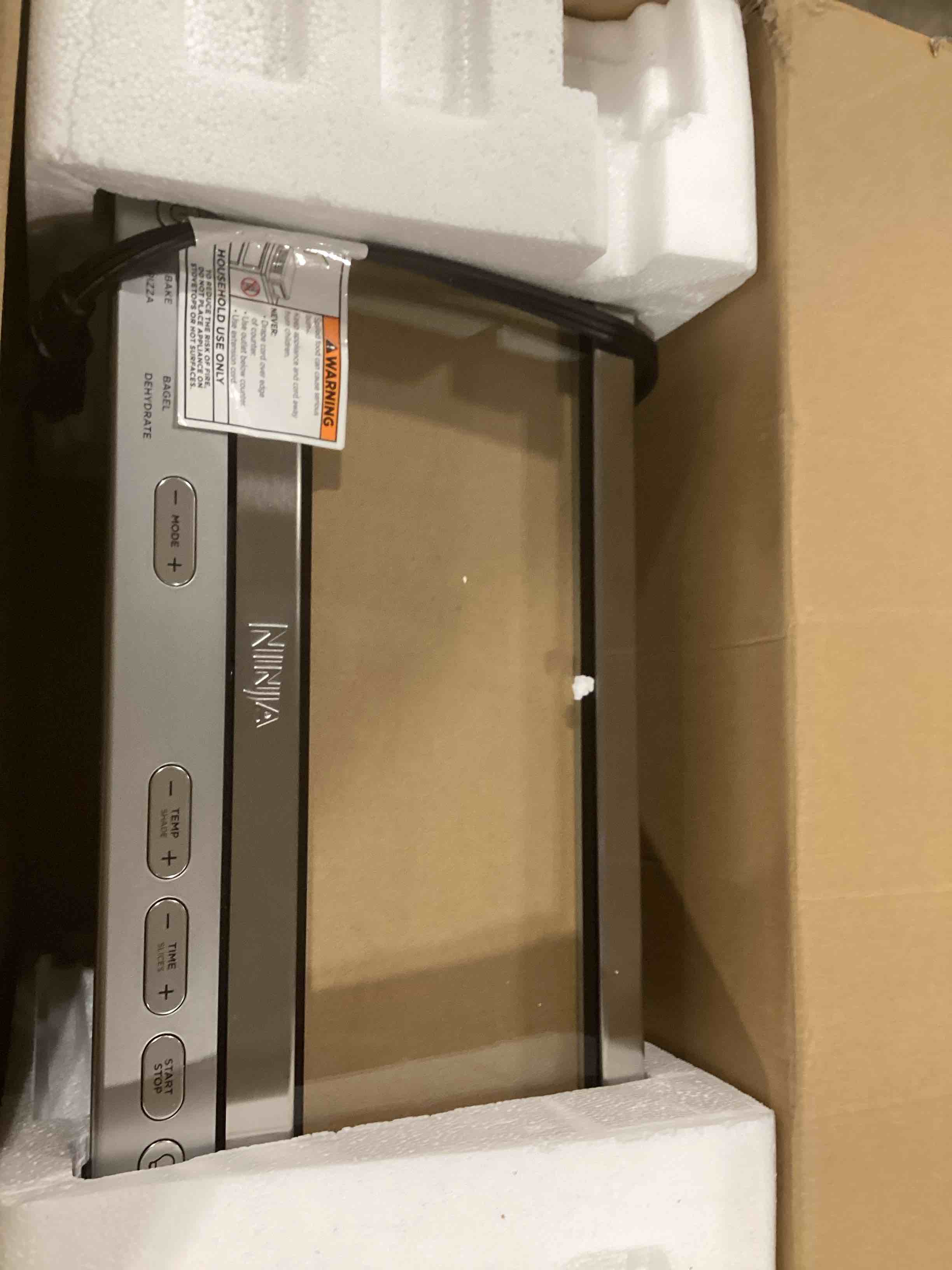 https://s3.amazonaws.com/lotting-images-prod/bidfta/BRN1606490_1740666775819.jpeg