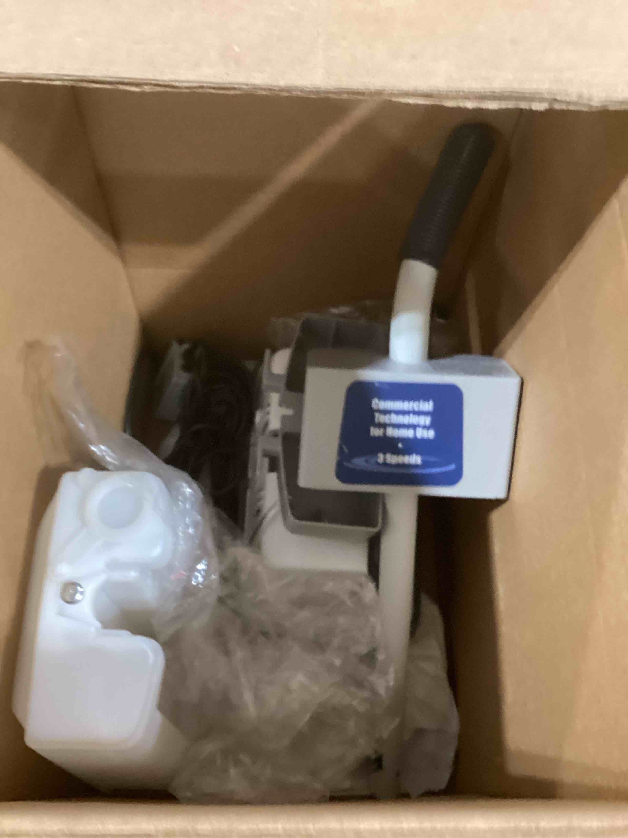 https://s3.amazonaws.com/lotting-images-prod/bidfta/BRN1606491_1740666910152.jpeg