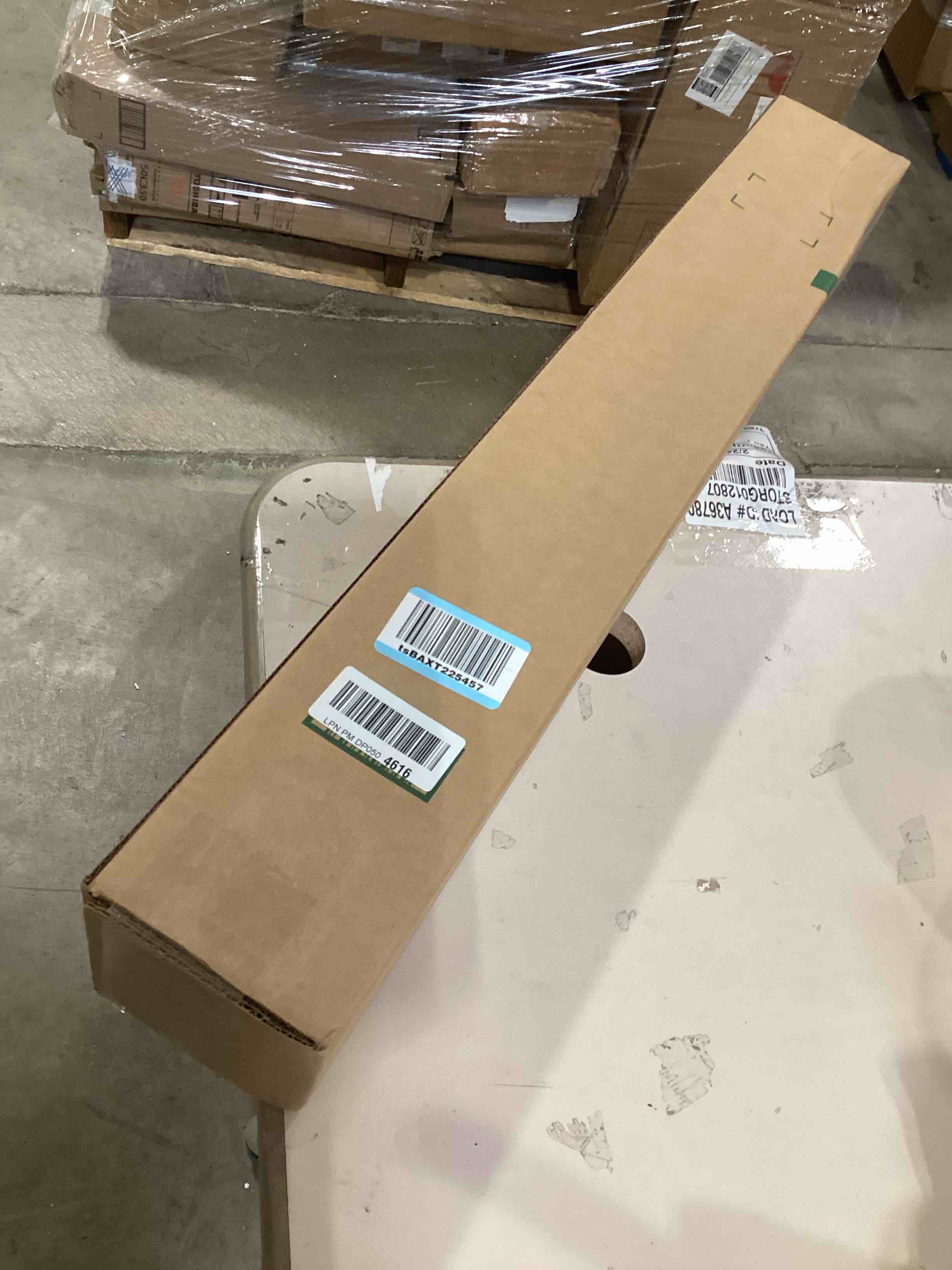 https://s3.amazonaws.com/lotting-images-prod/bidfta/BRN1606723_1740770388951.jpeg