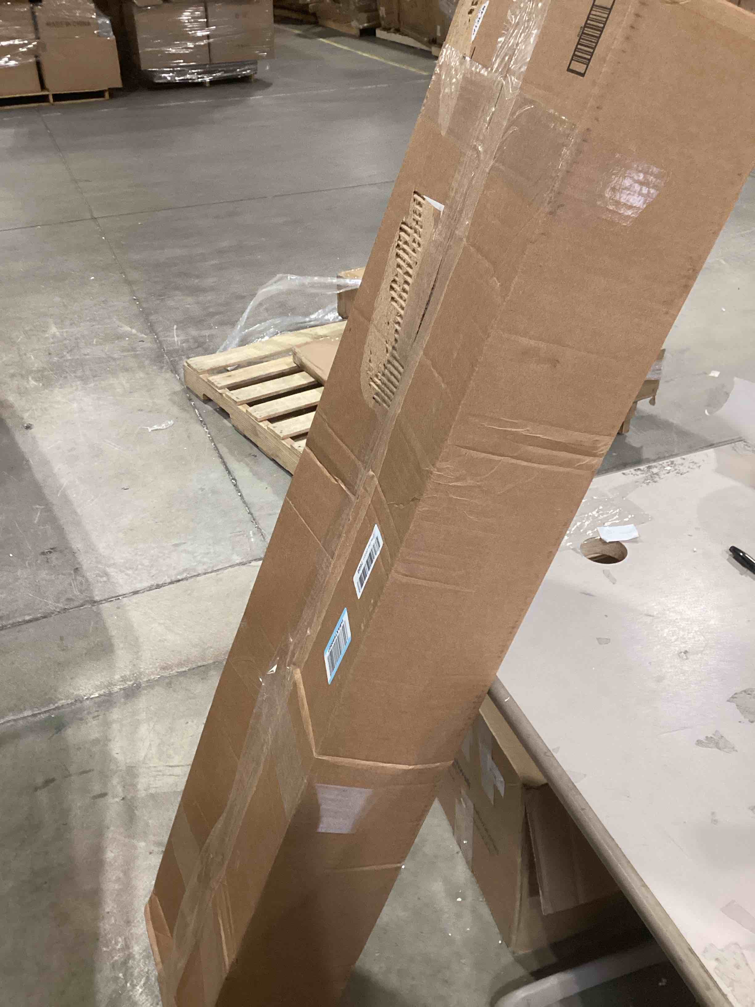 https://s3.amazonaws.com/lotting-images-prod/bidfta/BRN1606843_1741019873139.jpeg