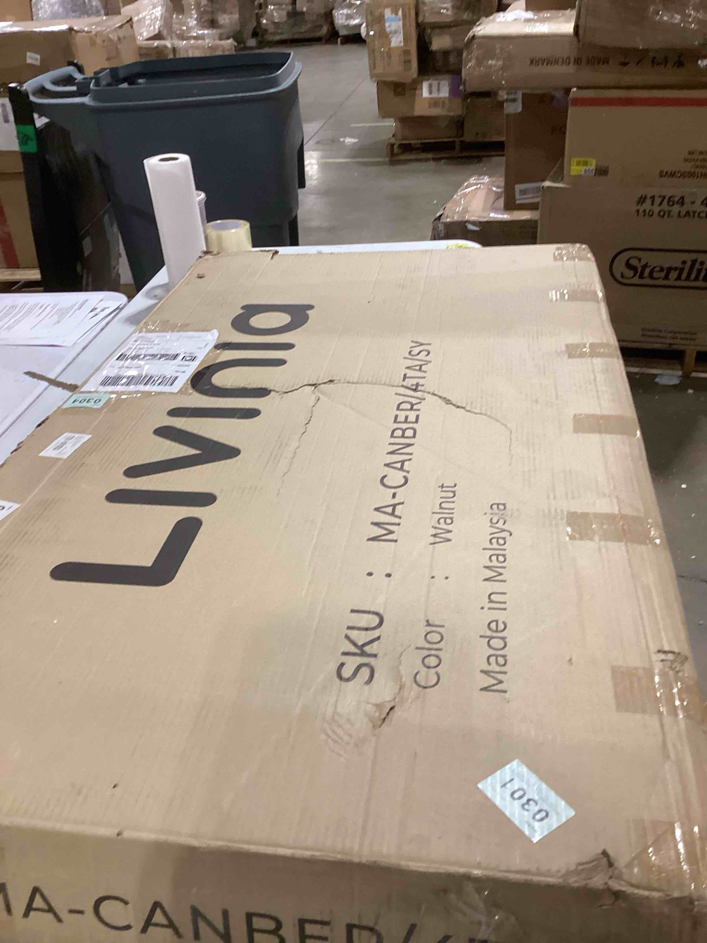 https://s3.amazonaws.com/lotting-images-prod/bidfta/BRN1609141_1738935108731.jpeg