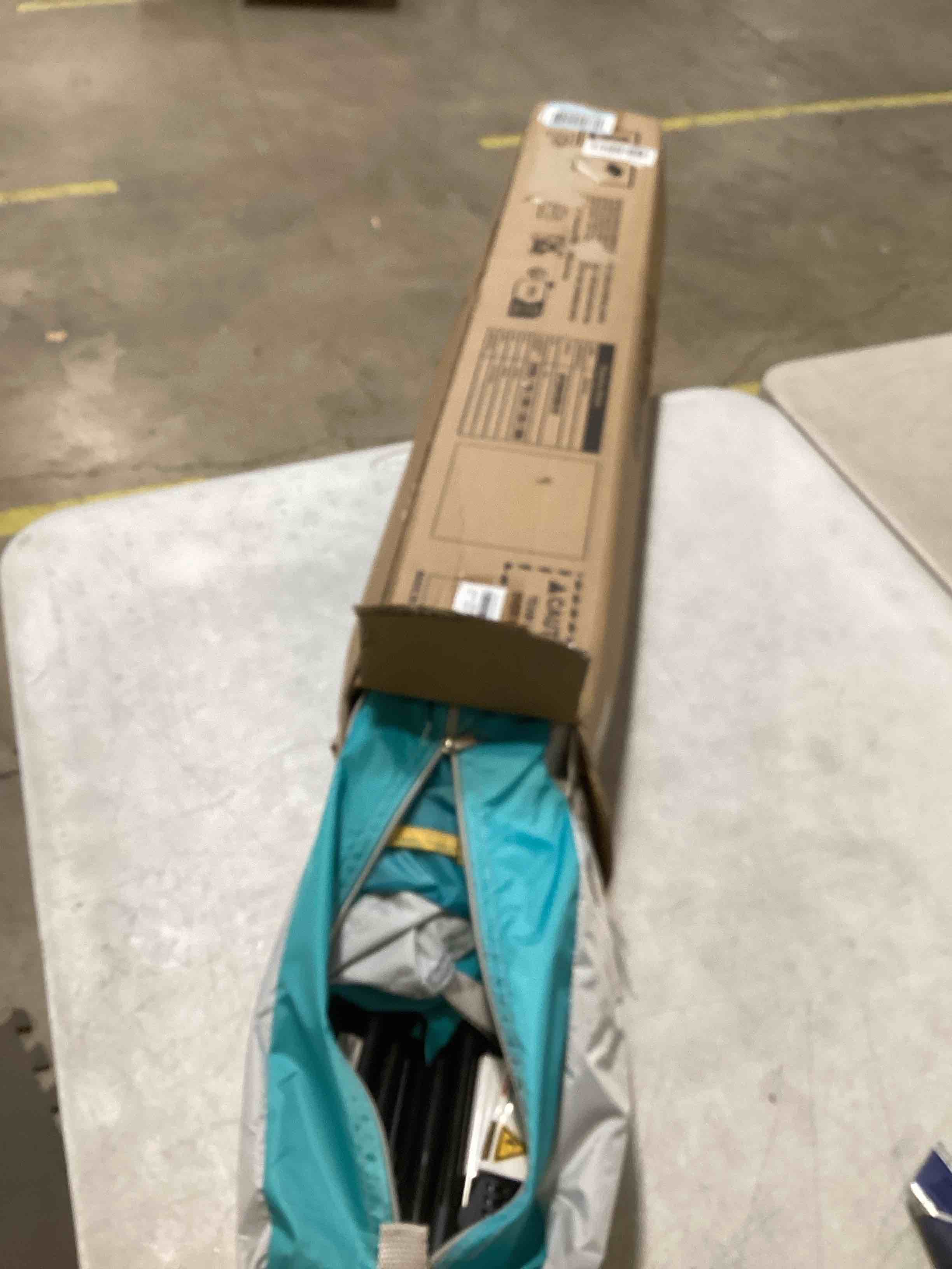 https://s3.amazonaws.com/lotting-images-prod/bidfta/BRN1614600_1743625423370.jpeg