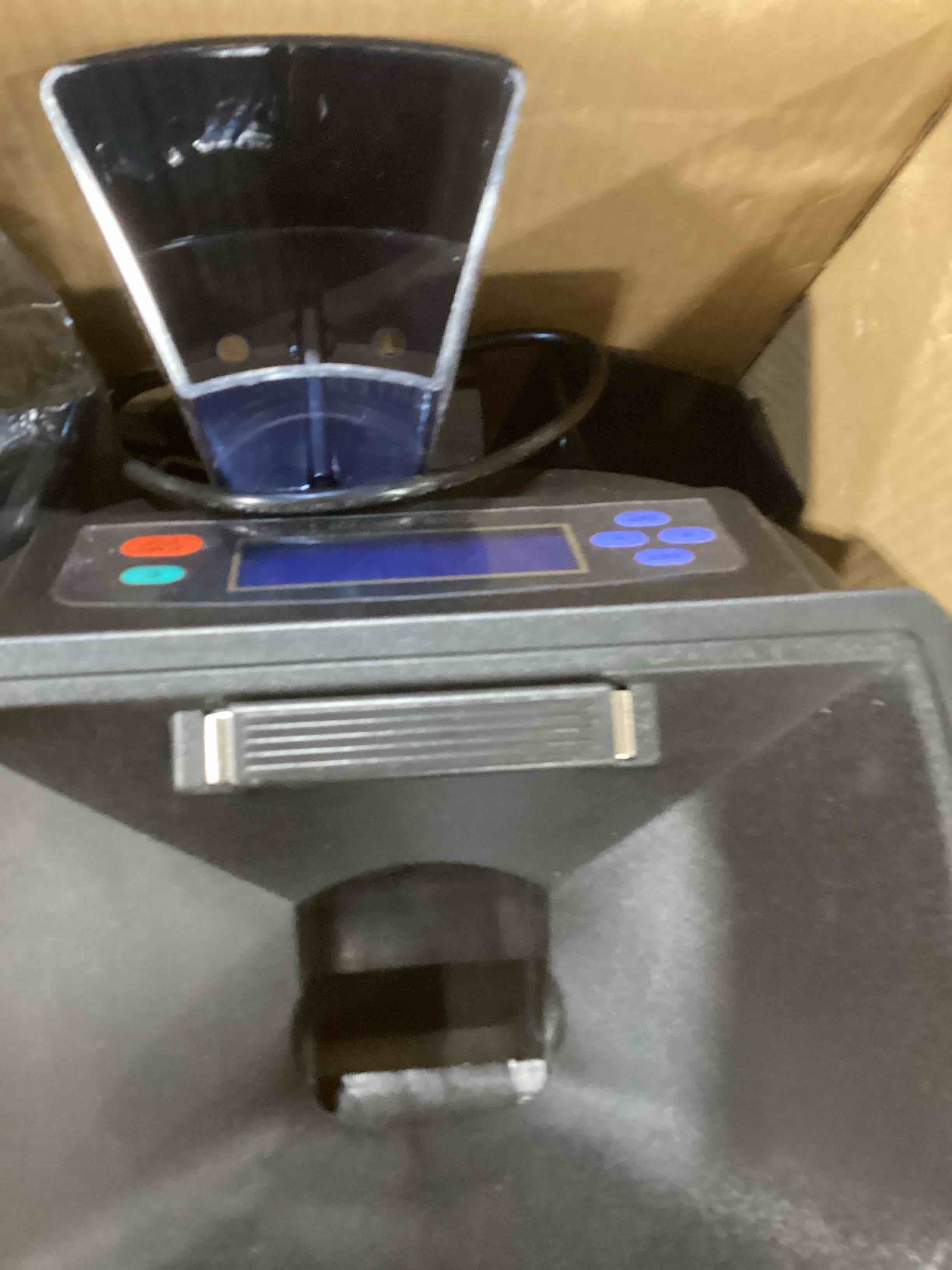 https://s3.amazonaws.com/lotting-images-prod/bidfta/BRN1615887_1735242137624.jpeg