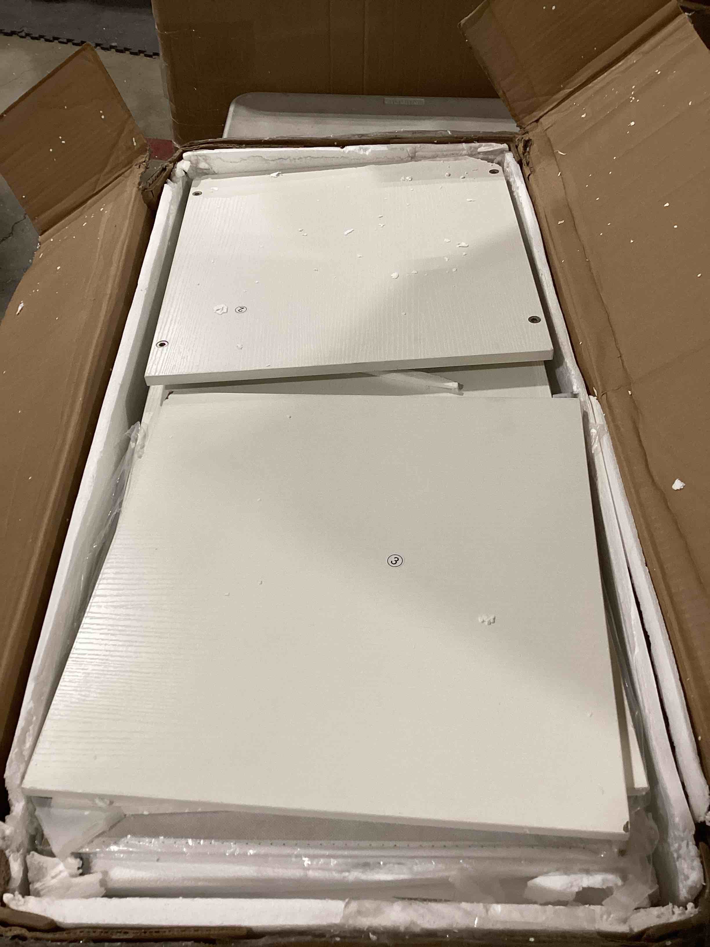 https://s3.amazonaws.com/lotting-images-prod/bidfta/BRN1616720_1736884457813.jpeg