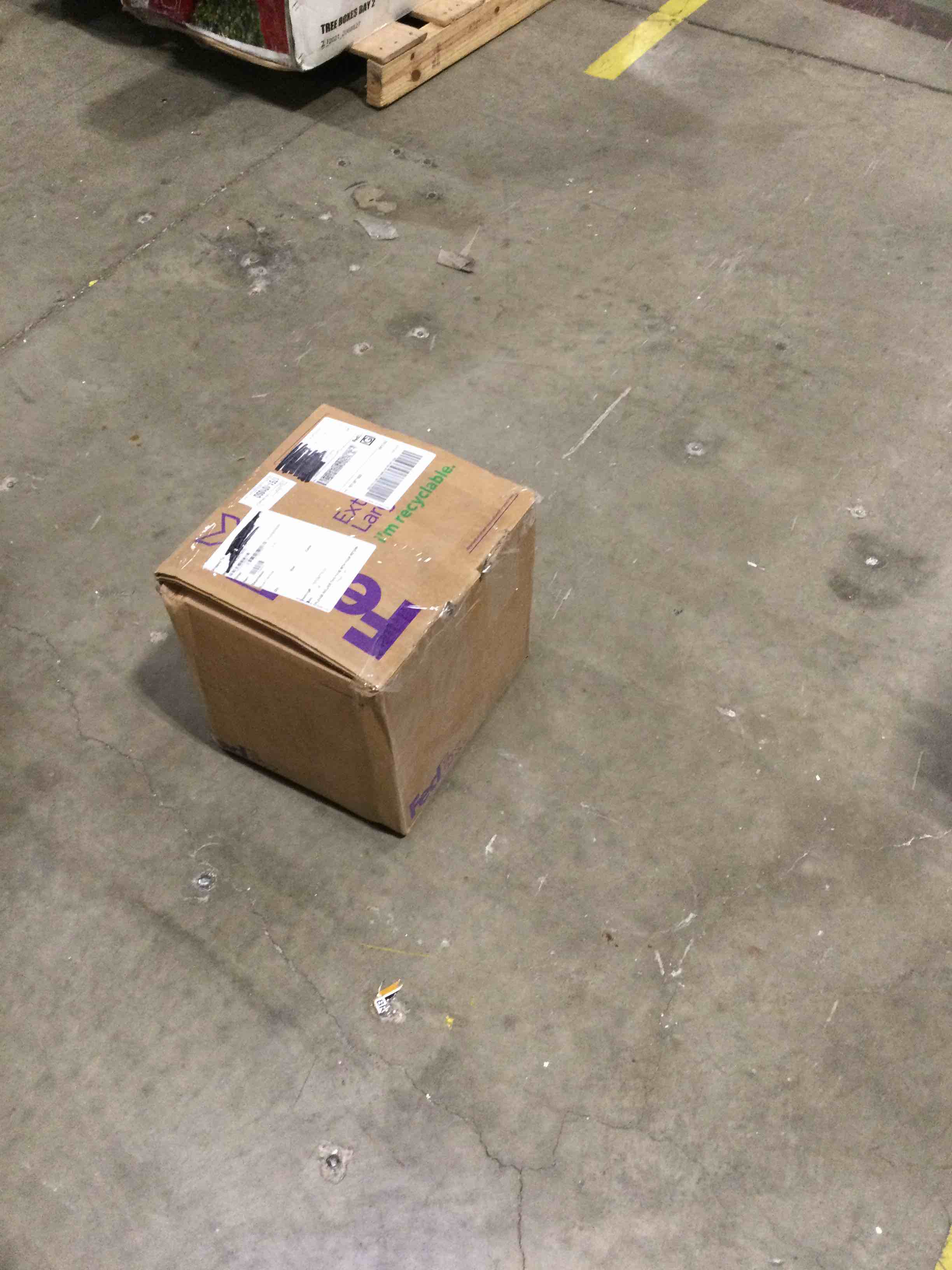 https://s3.amazonaws.com/lotting-images-prod/bidfta/BRN1617022_1737552809857.jpeg