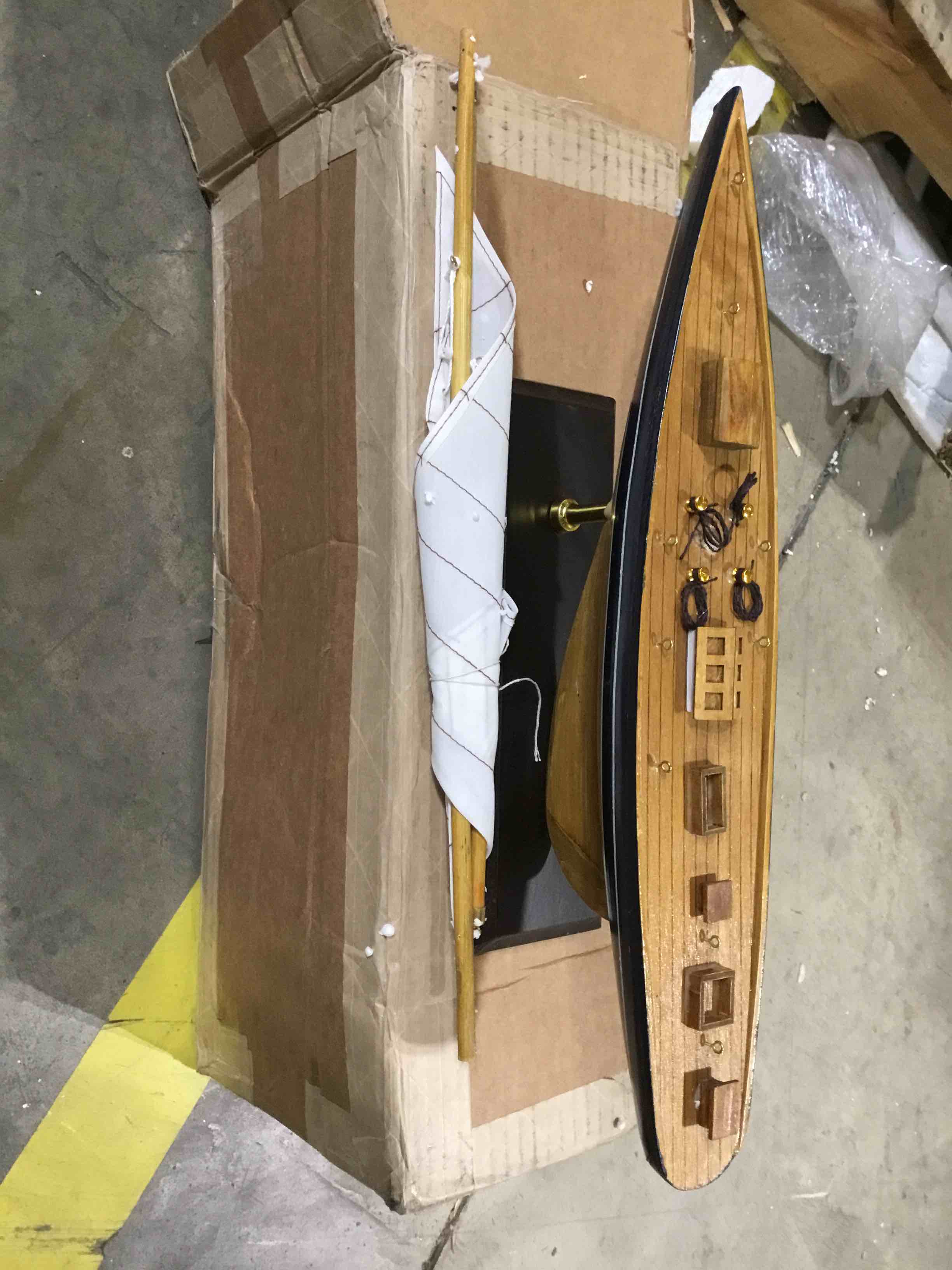 https://s3.amazonaws.com/lotting-images-prod/bidfta/BRN1617184_1738256356257.jpeg