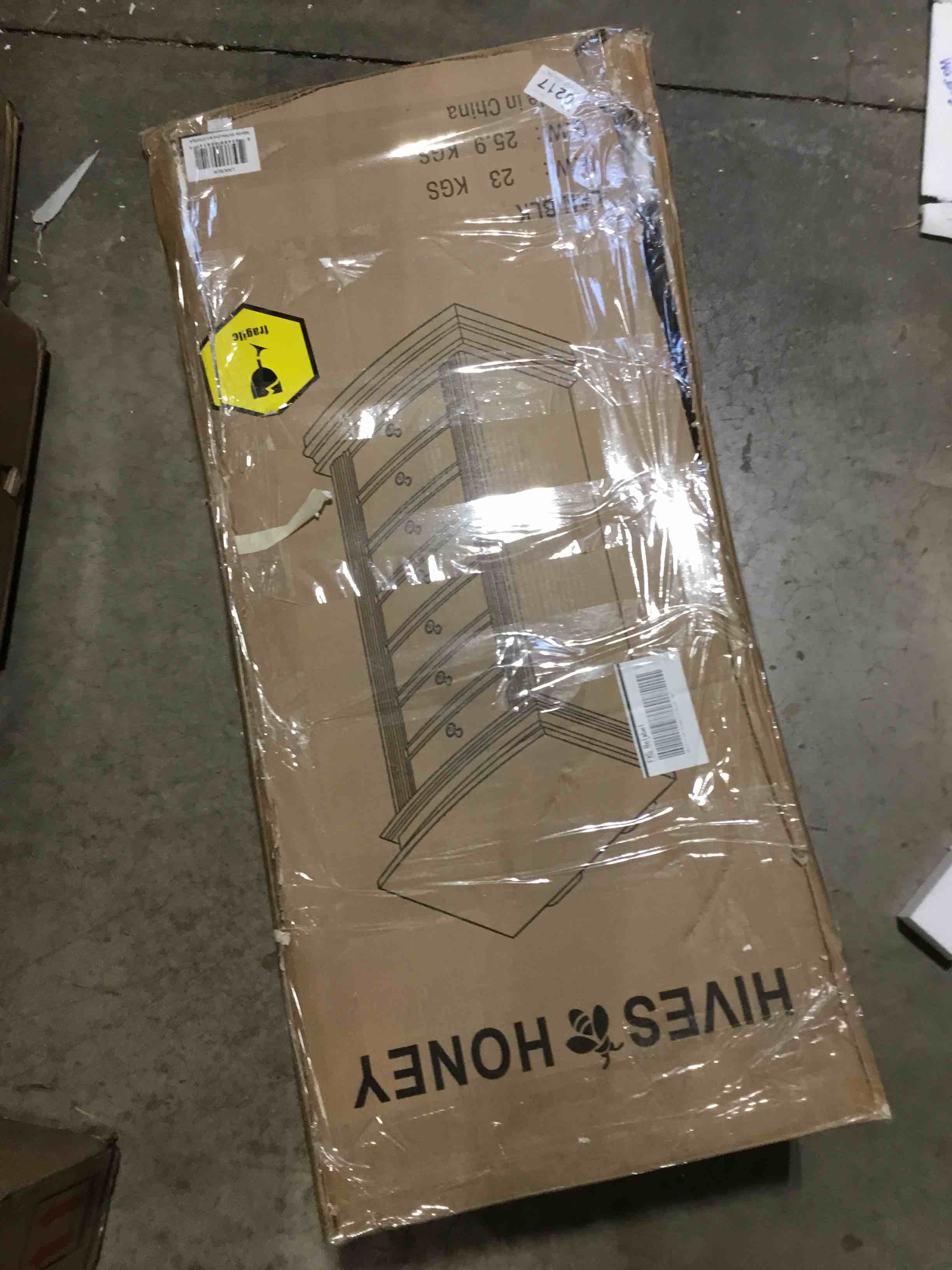 https://s3.amazonaws.com/lotting-images-prod/bidfta/BRN1617244_1738335450901.jpeg