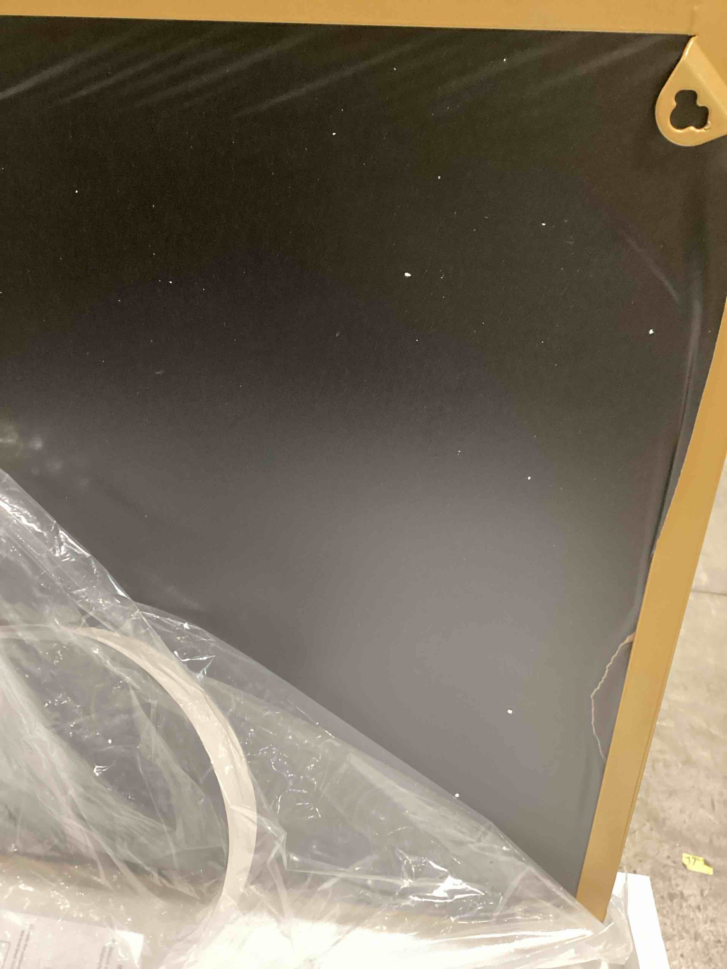 https://s3.amazonaws.com/lotting-images-prod/bidfta/BRN1618175_1736274244329.jpeg
