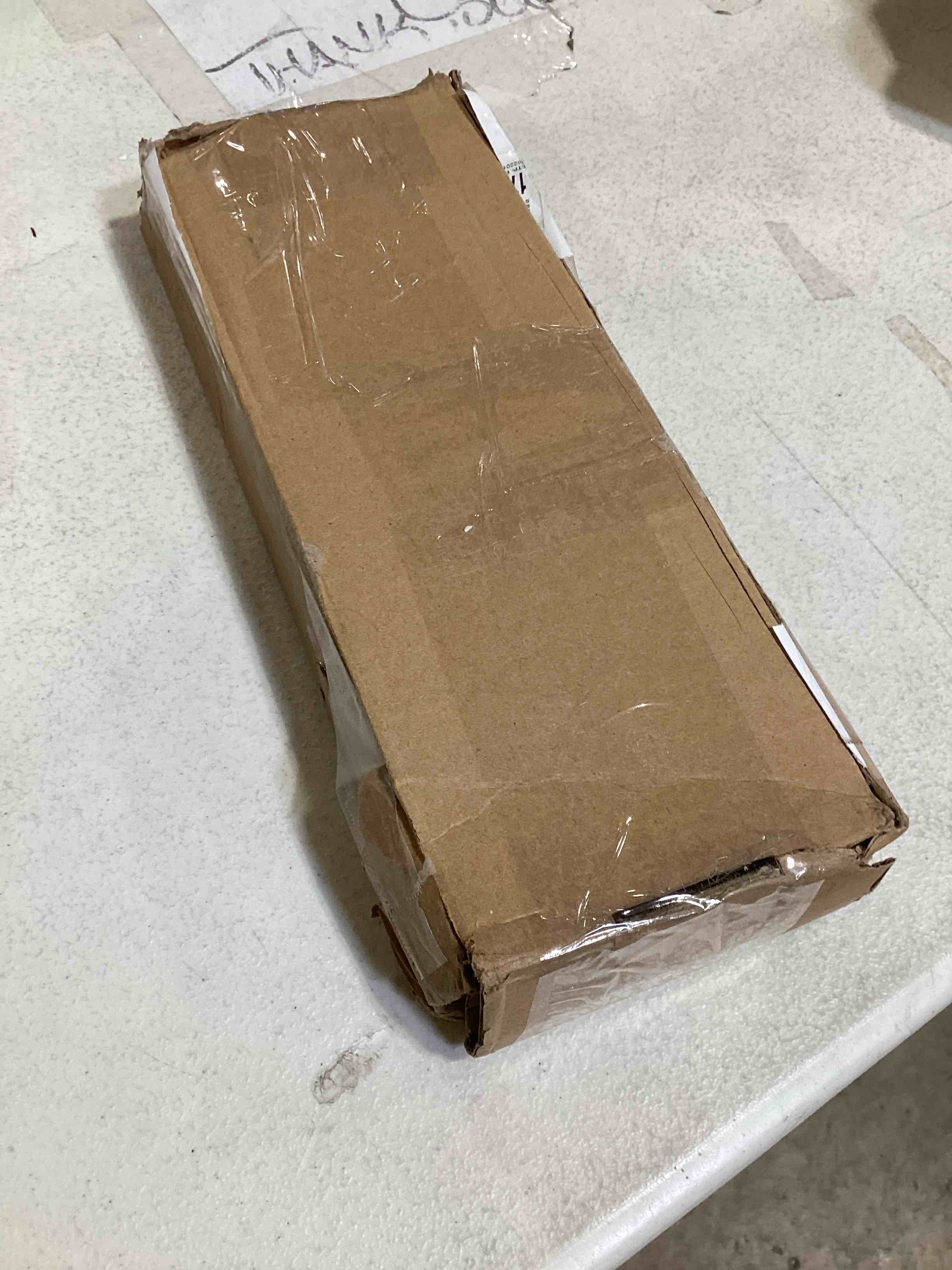 https://s3.amazonaws.com/lotting-images-prod/bidfta/BRN1618667_1738000879567.jpeg